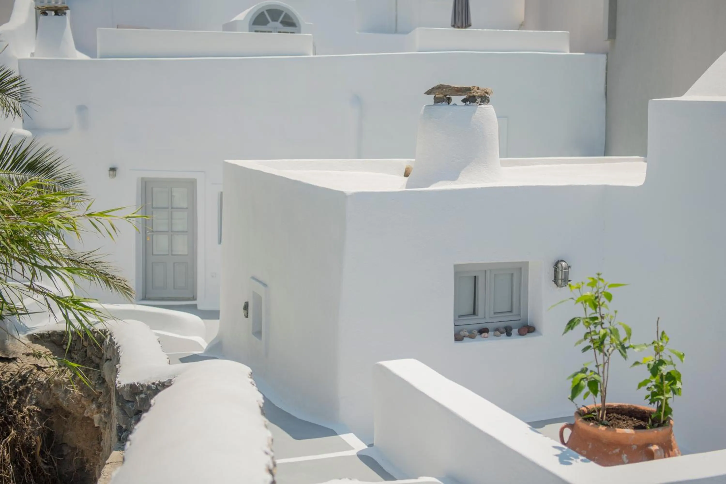 AQUA SERENITY LUXURY SUITES SANTORINI