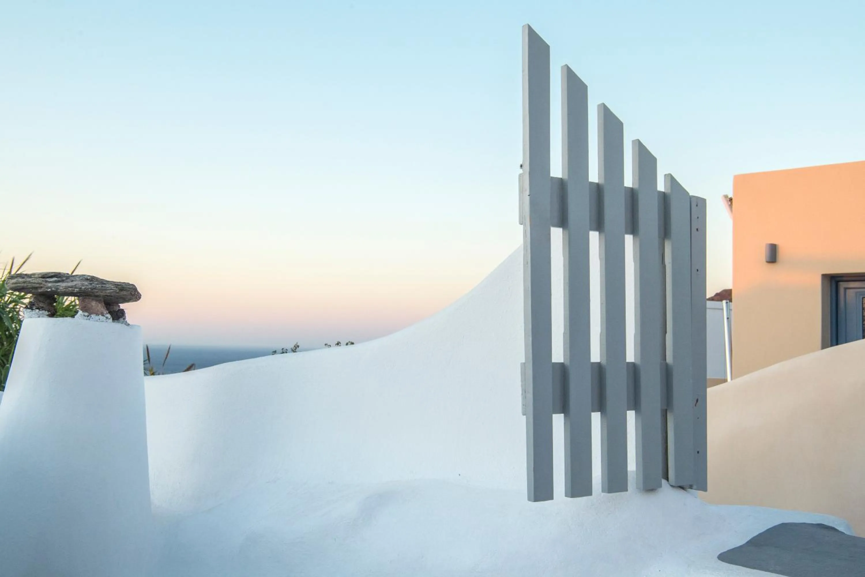 Balcony/Terrace in AQUA SERENITY LUXURY SUITES SANTORINI
