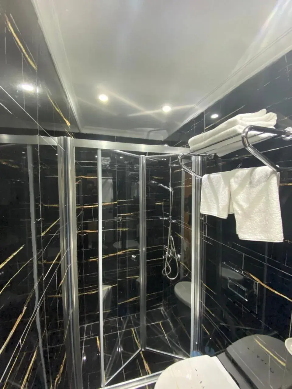 Budget Twin Room in Diamond Pruva Hotel Sultan Ahmet Budget Twin Room in Diamond Pruva Hotel Sultan Ahmet