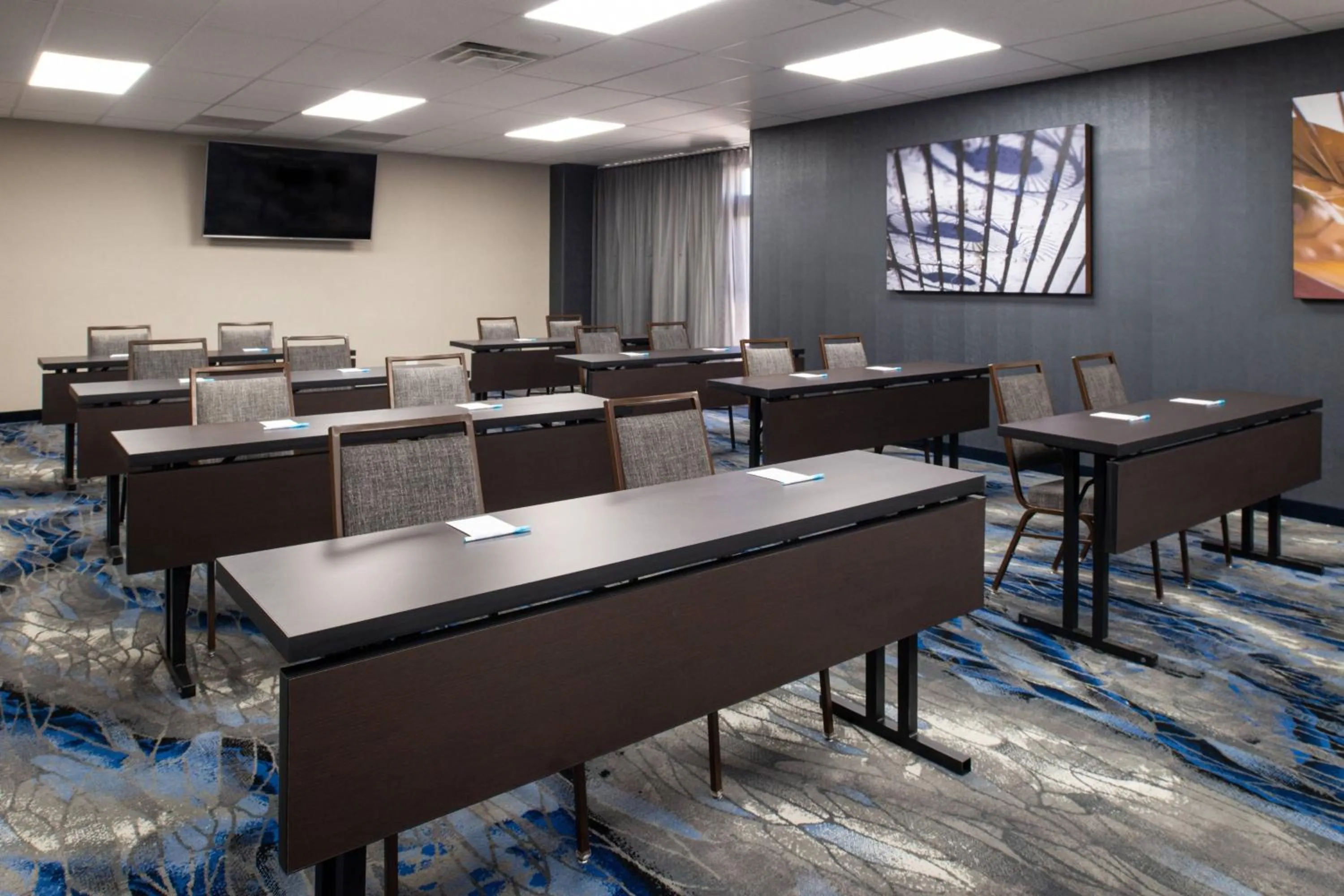 Meeting/conference room in Fairfield Inn and Suites by Marriott Bakersfield Central