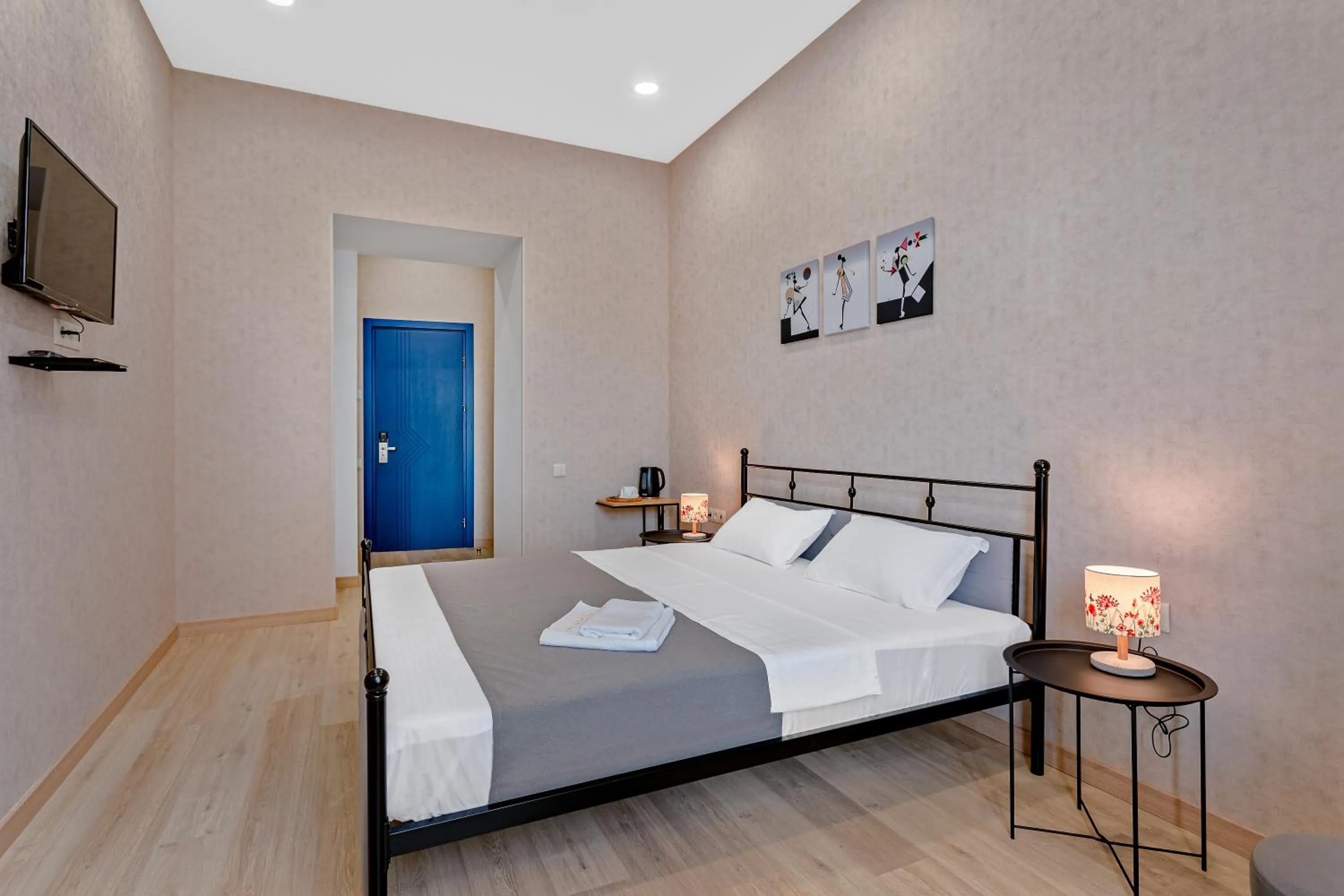 Bedroom in Monument1880