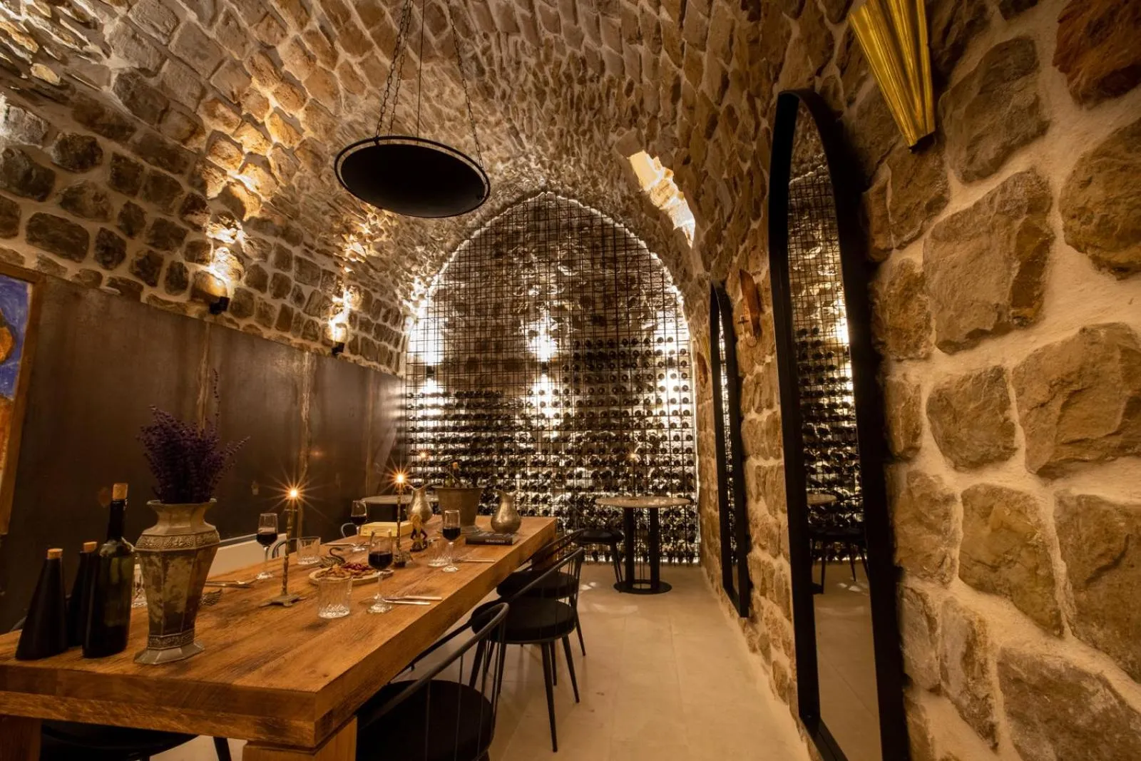 Restaurant/places to eat in Mirsoum Hotel