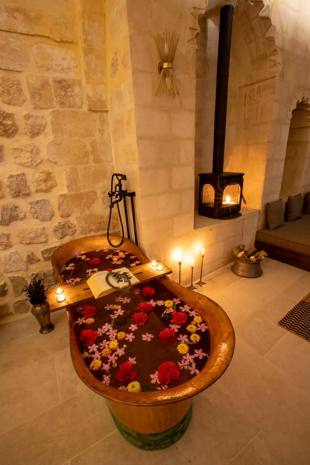 Bath in Mirsoum Hotel
