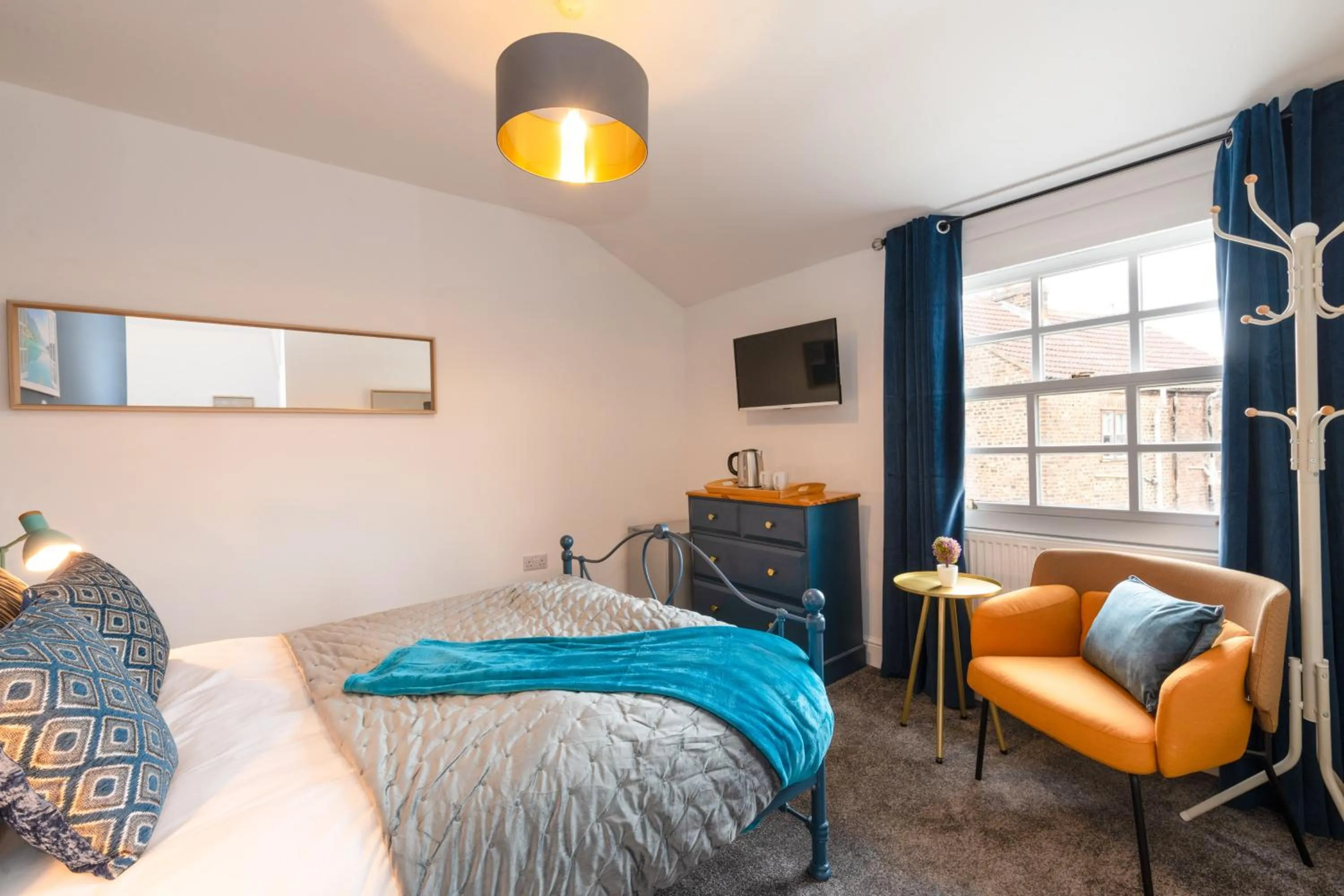 Bedroom, Bed in BrickSage Rooms, King's Lynn South Gate