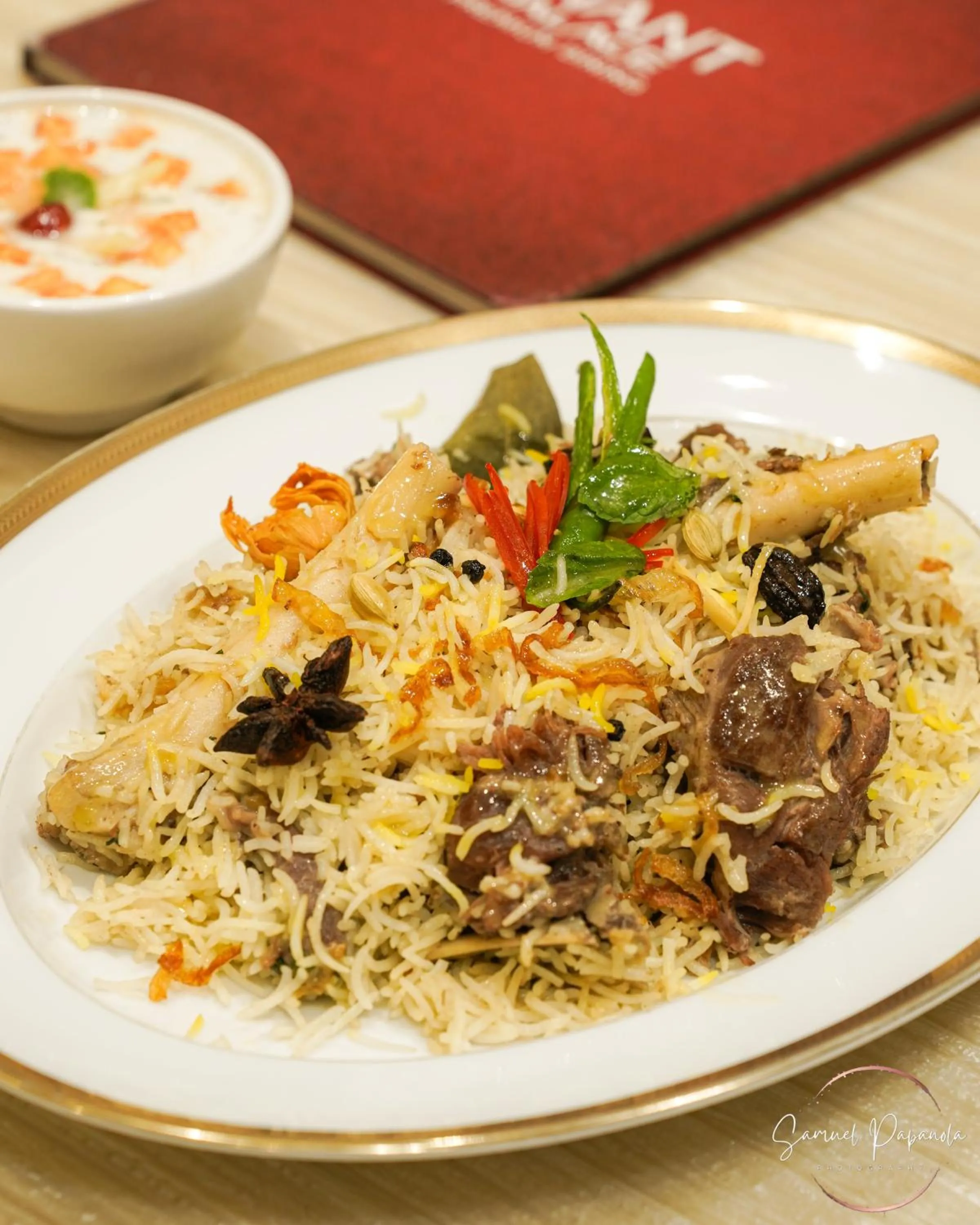 Food in Anant Palace