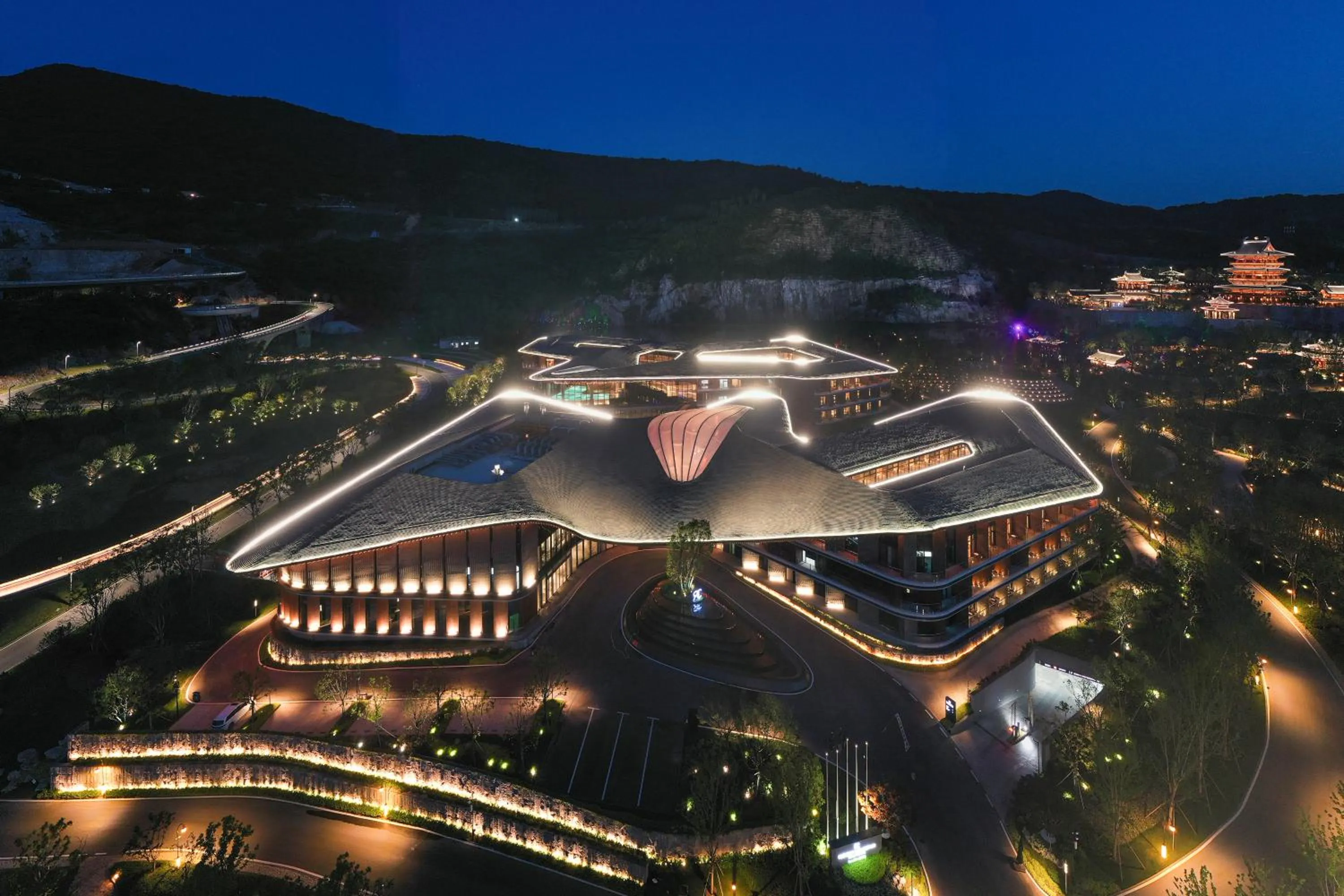 Property building in Radisson Collection Resort Nanjing