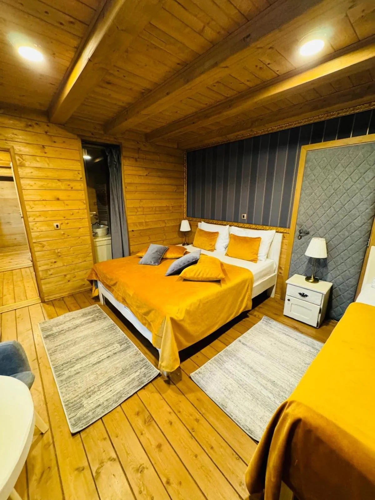 Bed in Lakeside Hotel Plitvice