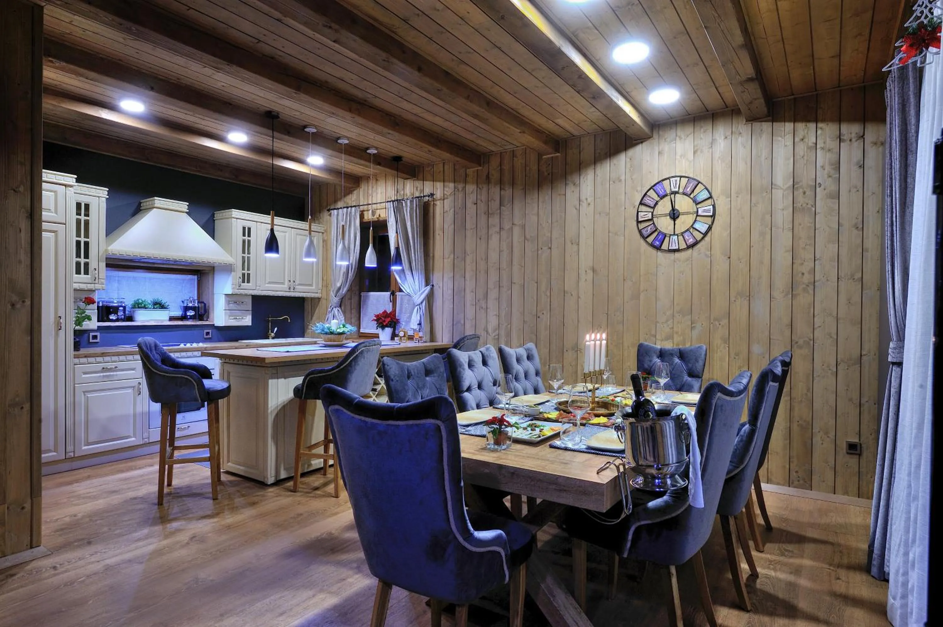 Kitchen or kitchenette in Lakeside Hotel Plitvice