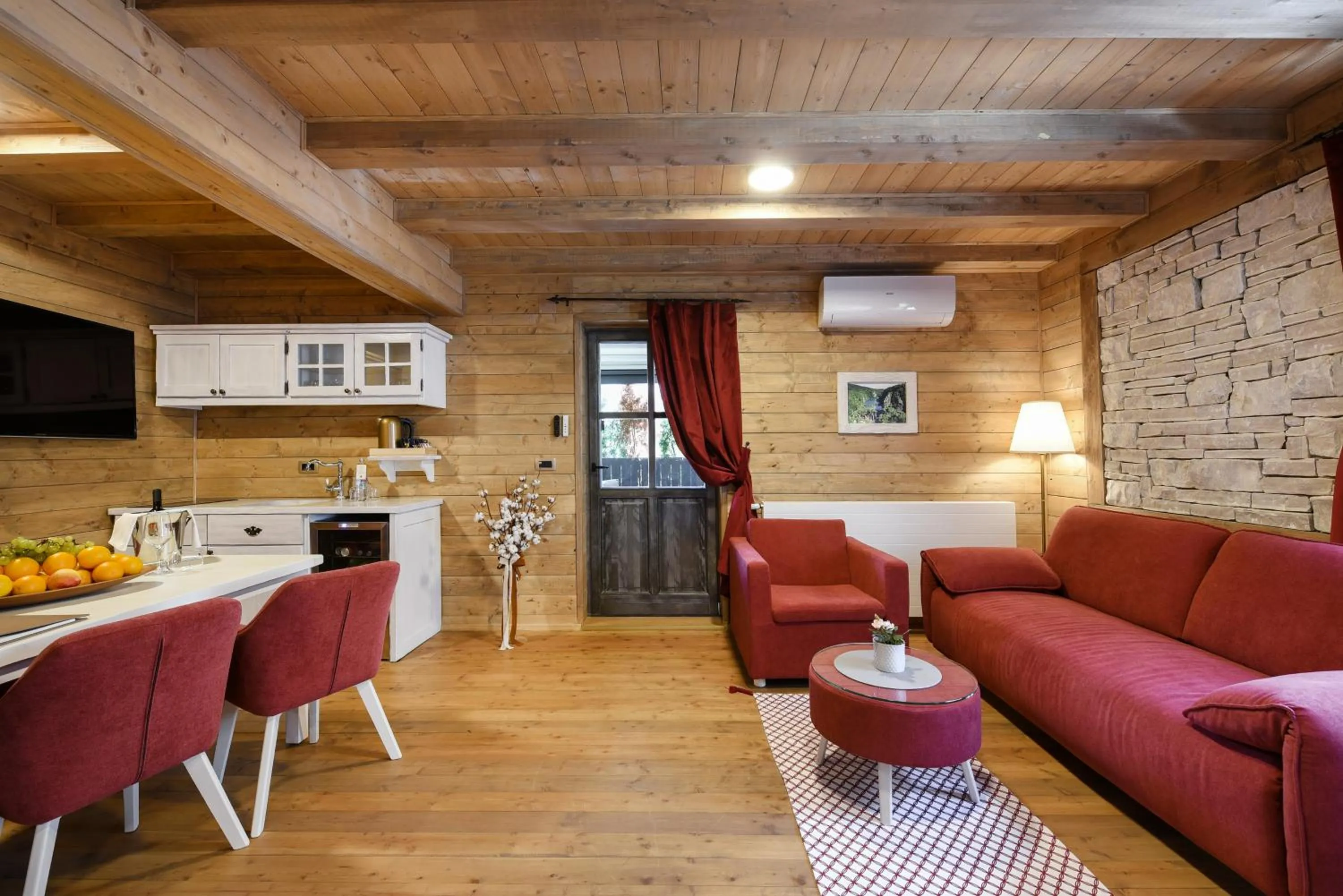Kitchen or kitchenette in Lakeside Hotel Plitvice
