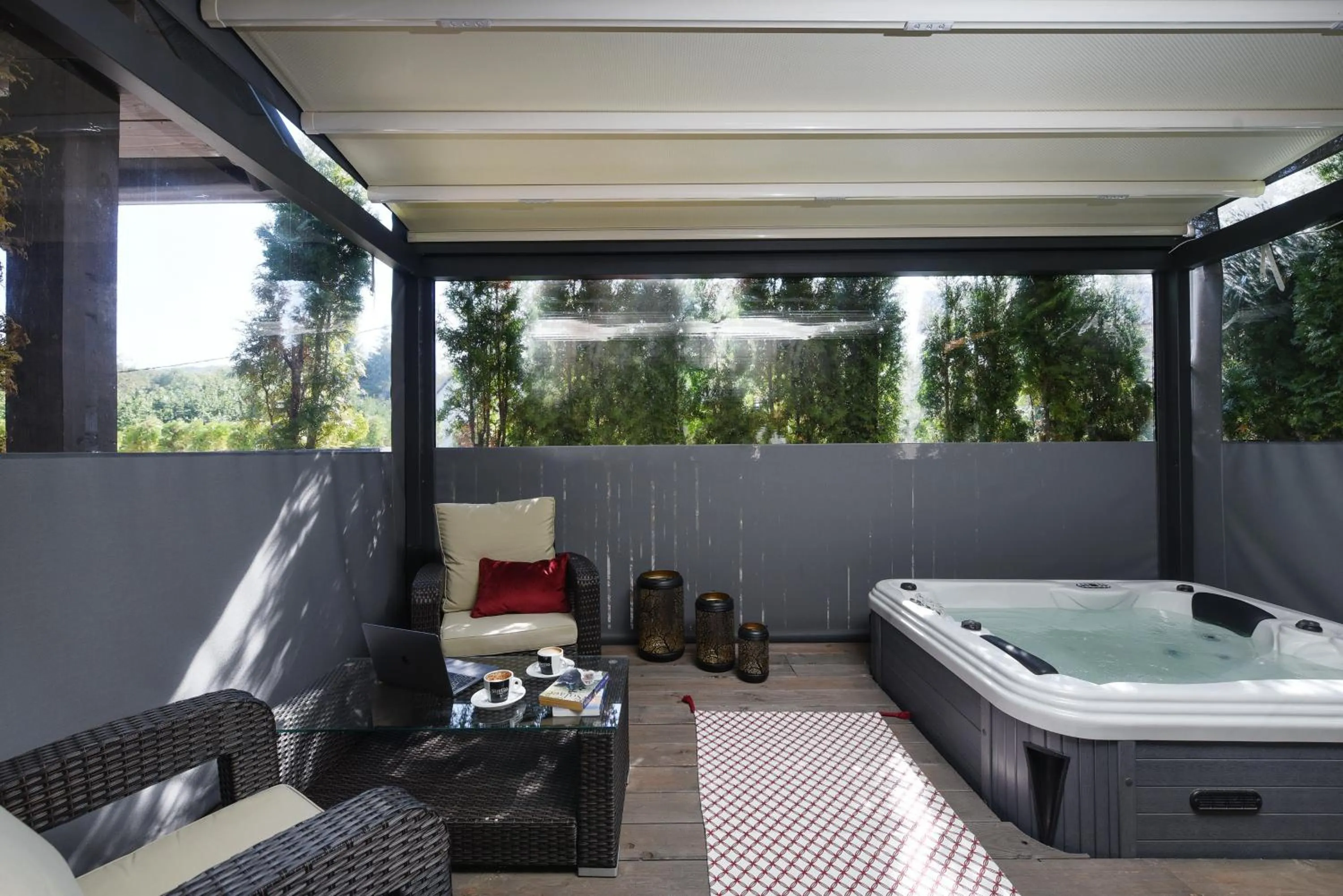 Hot Tub in Lakeside Hotel Plitvice