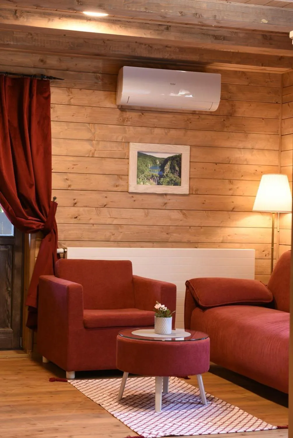 Living room in Lakeside Hotel Plitvice