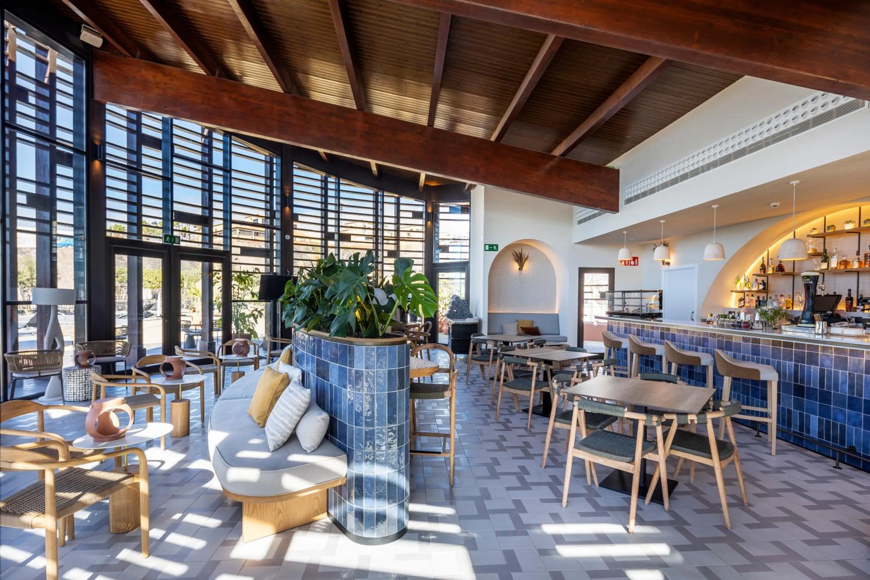 Lounge or bar in Barceló Tenerife Royal Level