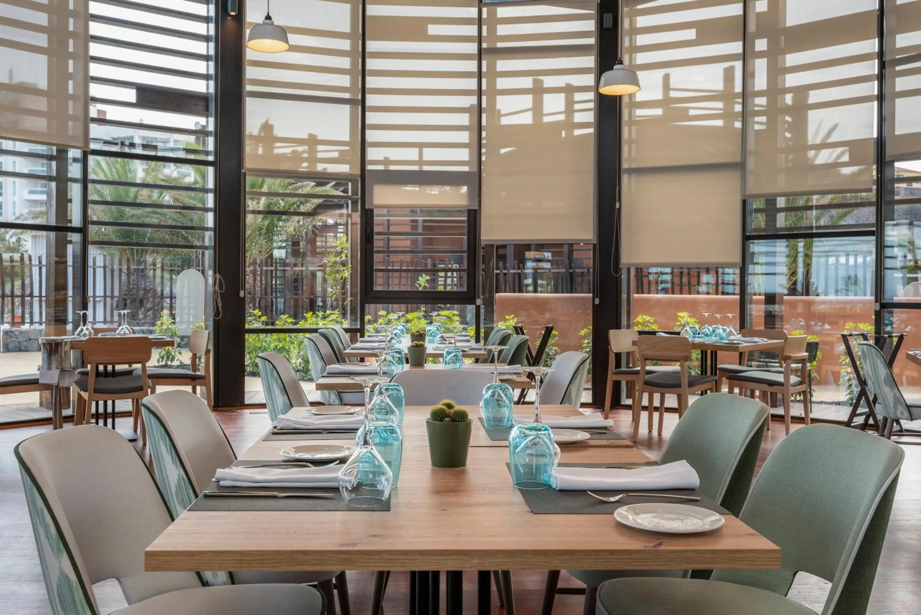 Restaurant/places to eat in Barceló Tenerife Royal Level