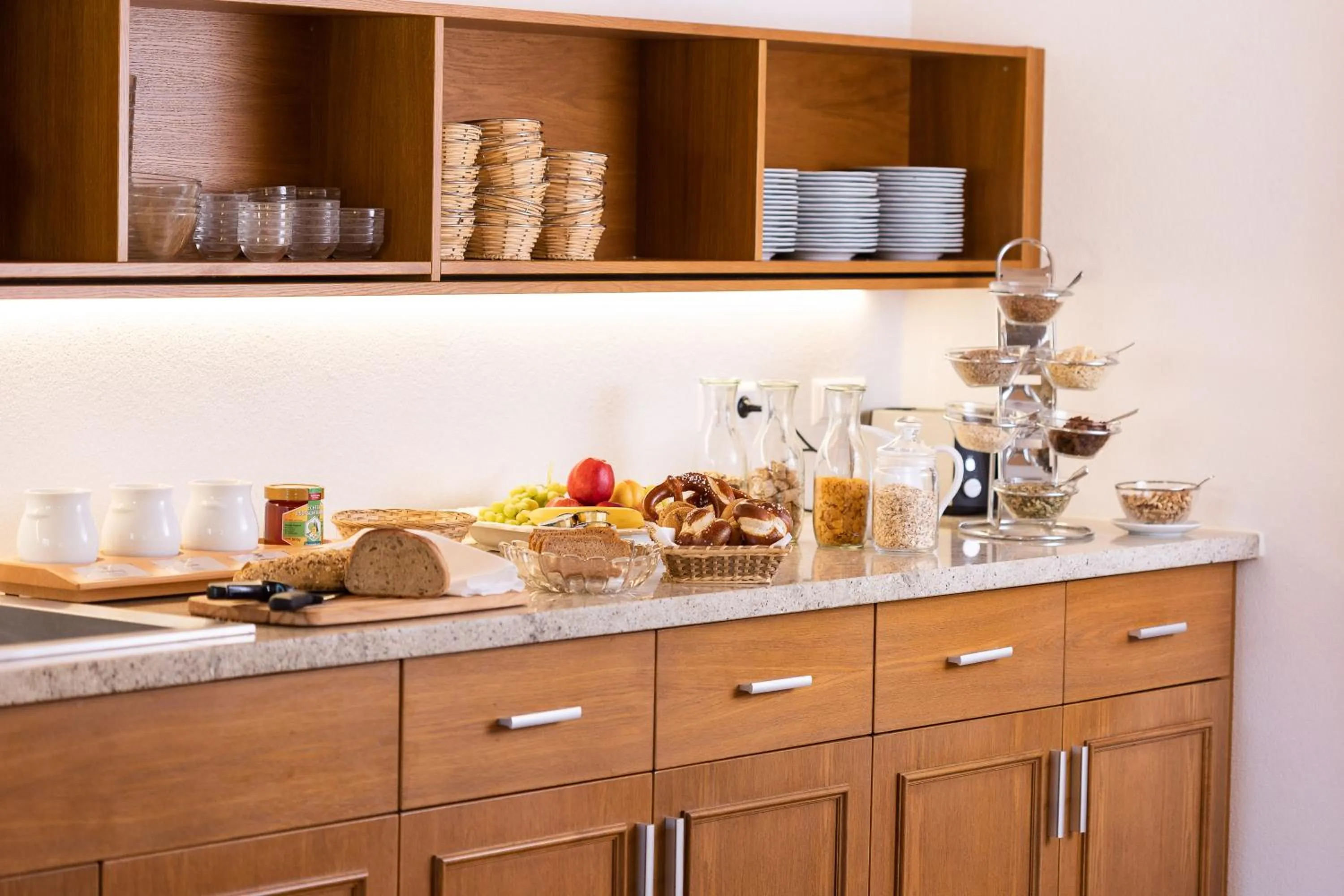 Buffet breakfast in Hotel Fortuna