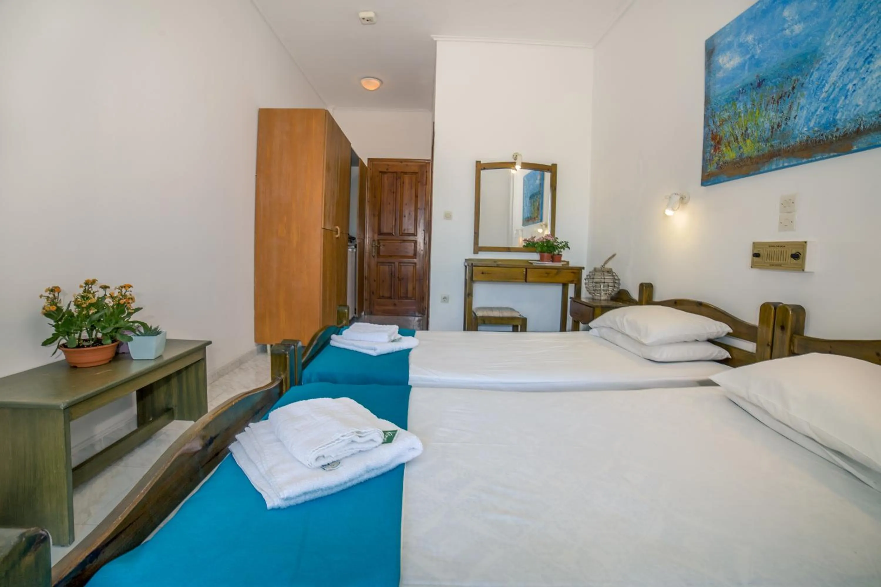 Photo of the whole room, Bed in All In Krinas Apart-Hotel