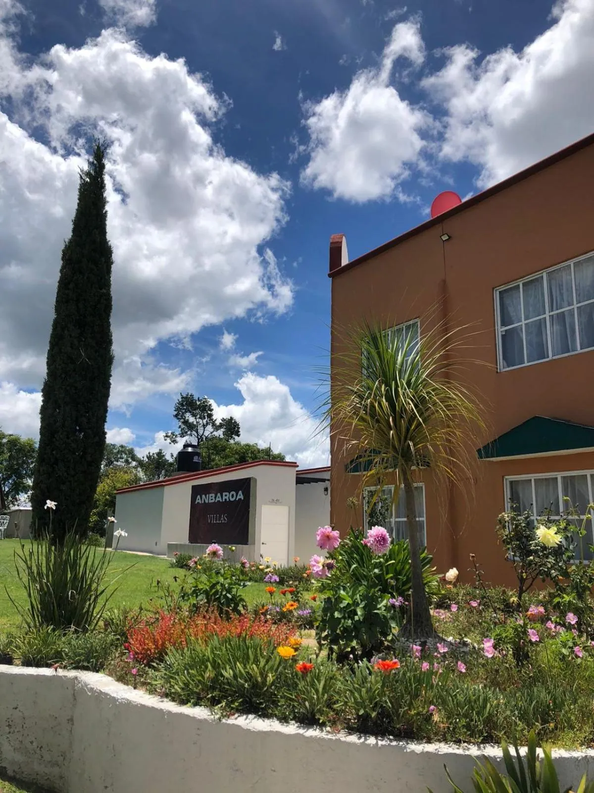 Garden view in ANBAROA VILLAS