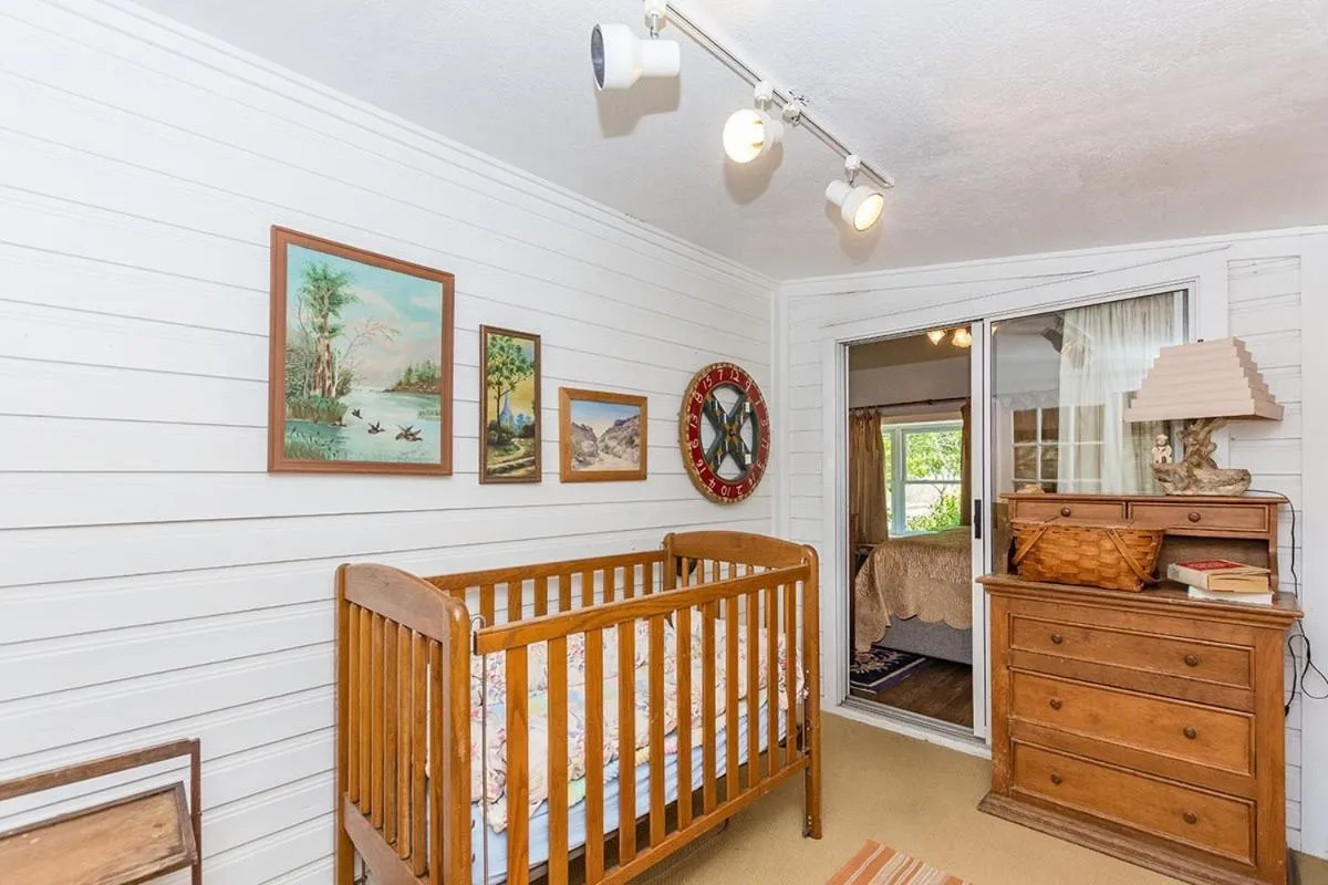 Bed in Fischer Farmhouse