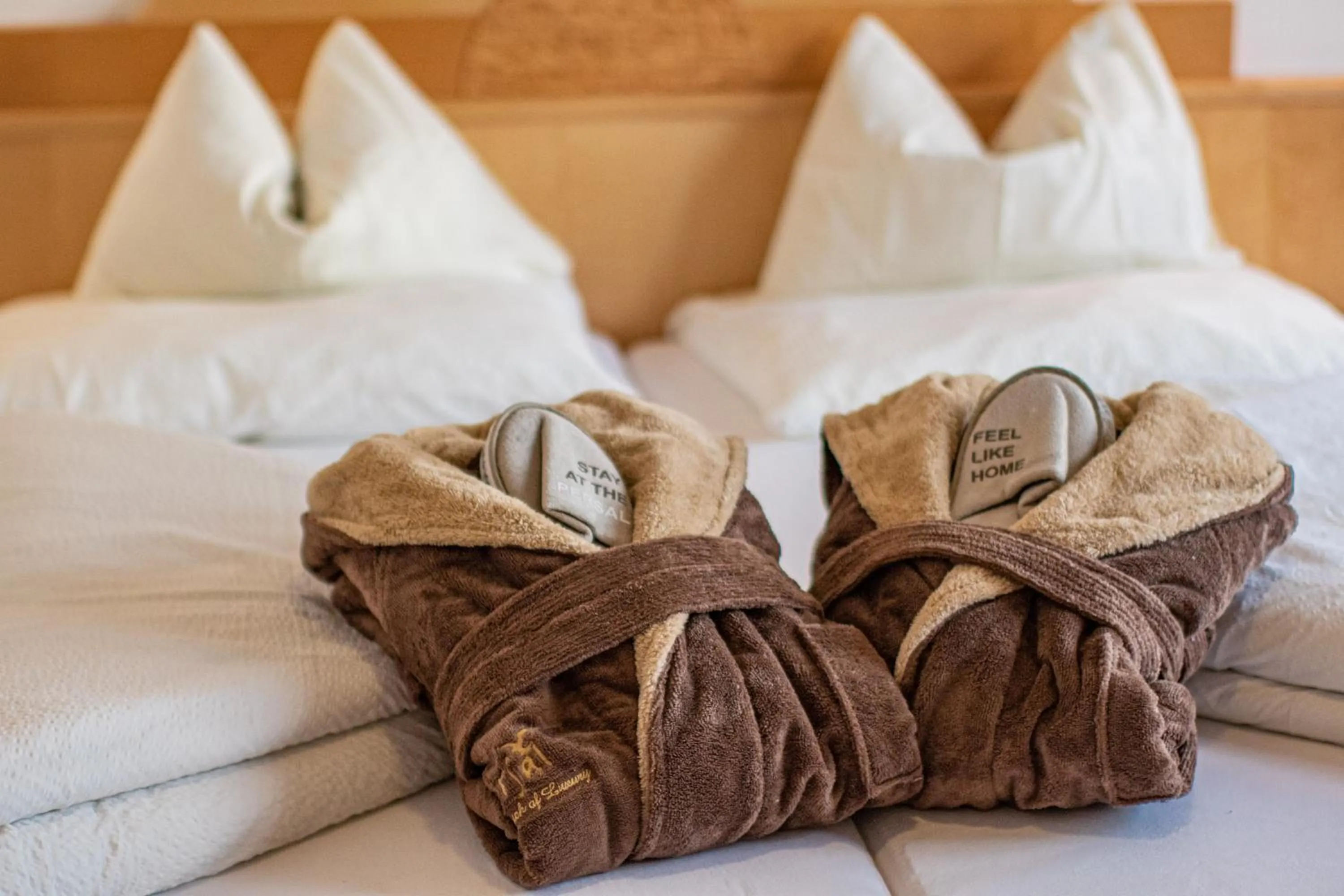 Bed in Superior Hotel Persal