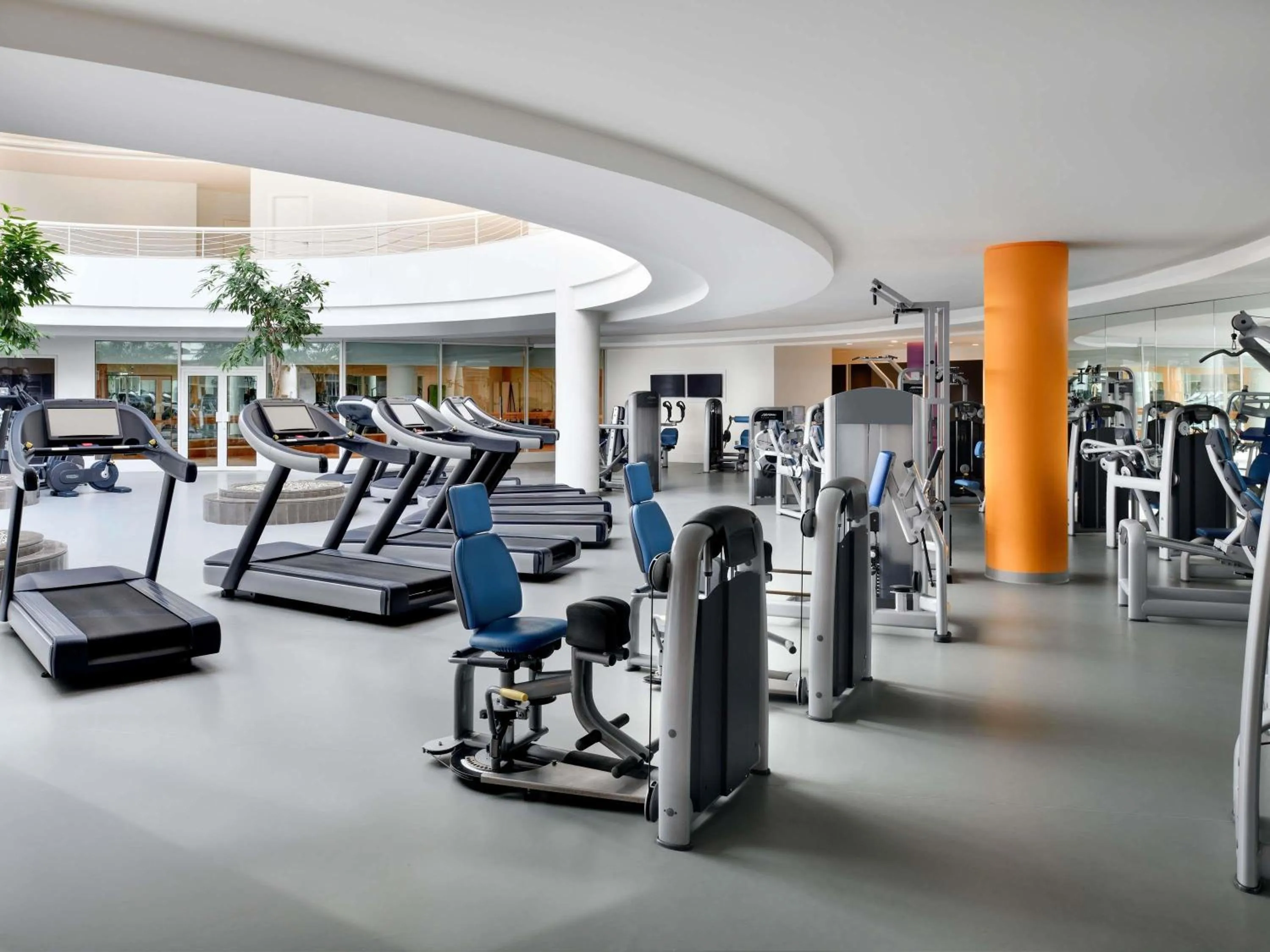 Fitness centre/facilities in Mövenpick Hotel Beirut