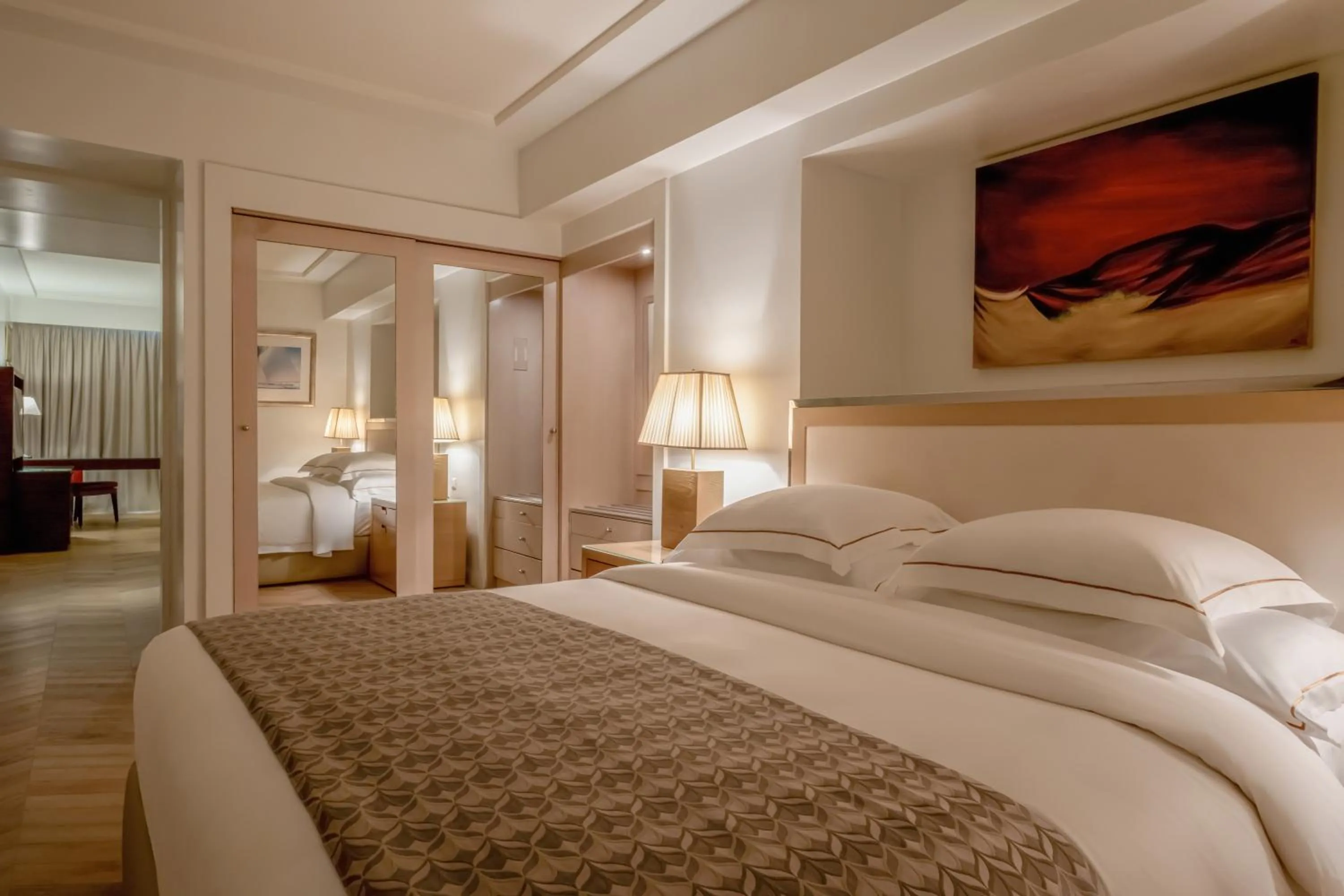 Bed in Mövenpick Hotel Beirut