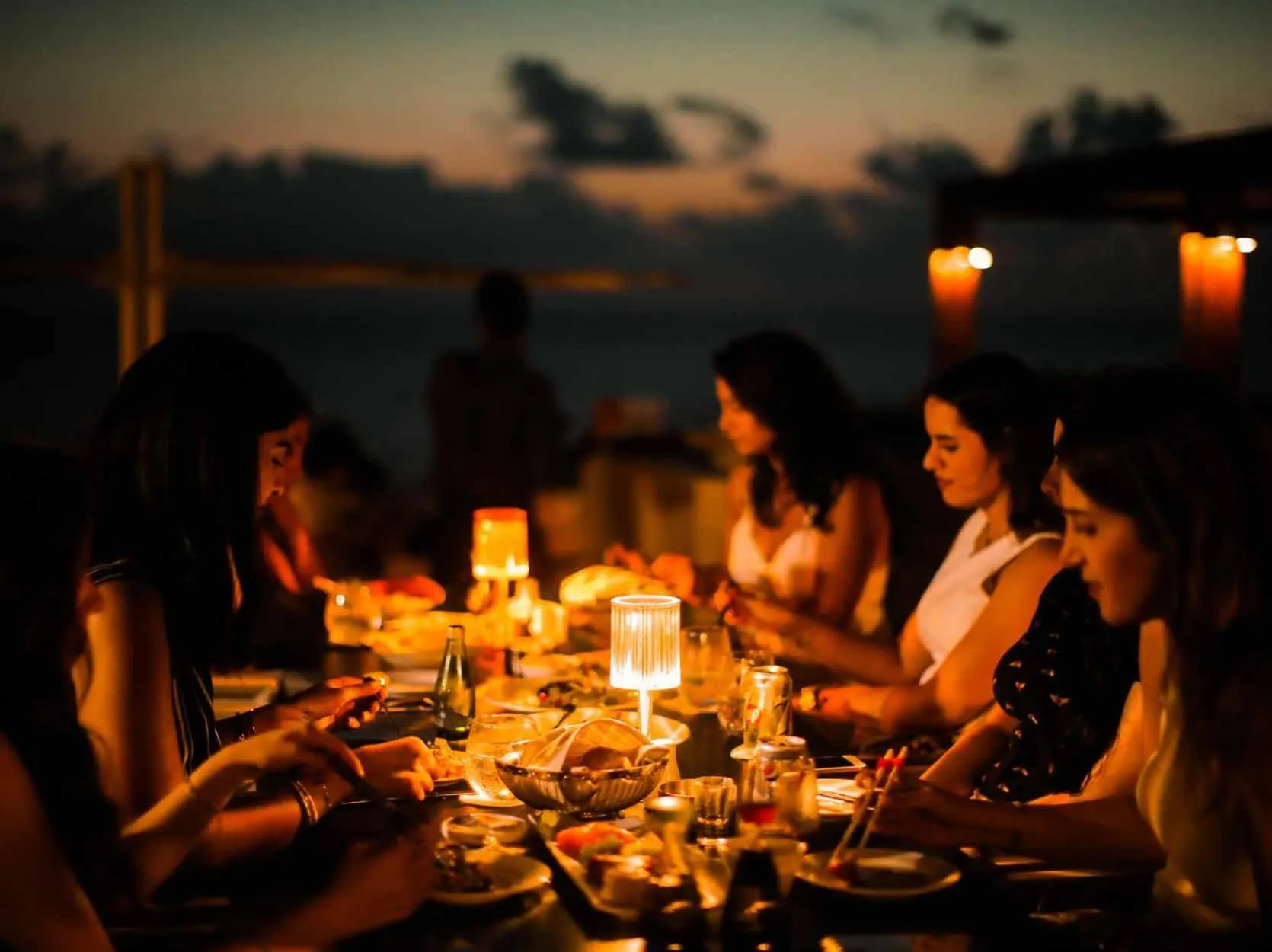 Restaurant/places to eat in Mövenpick Hotel Beirut