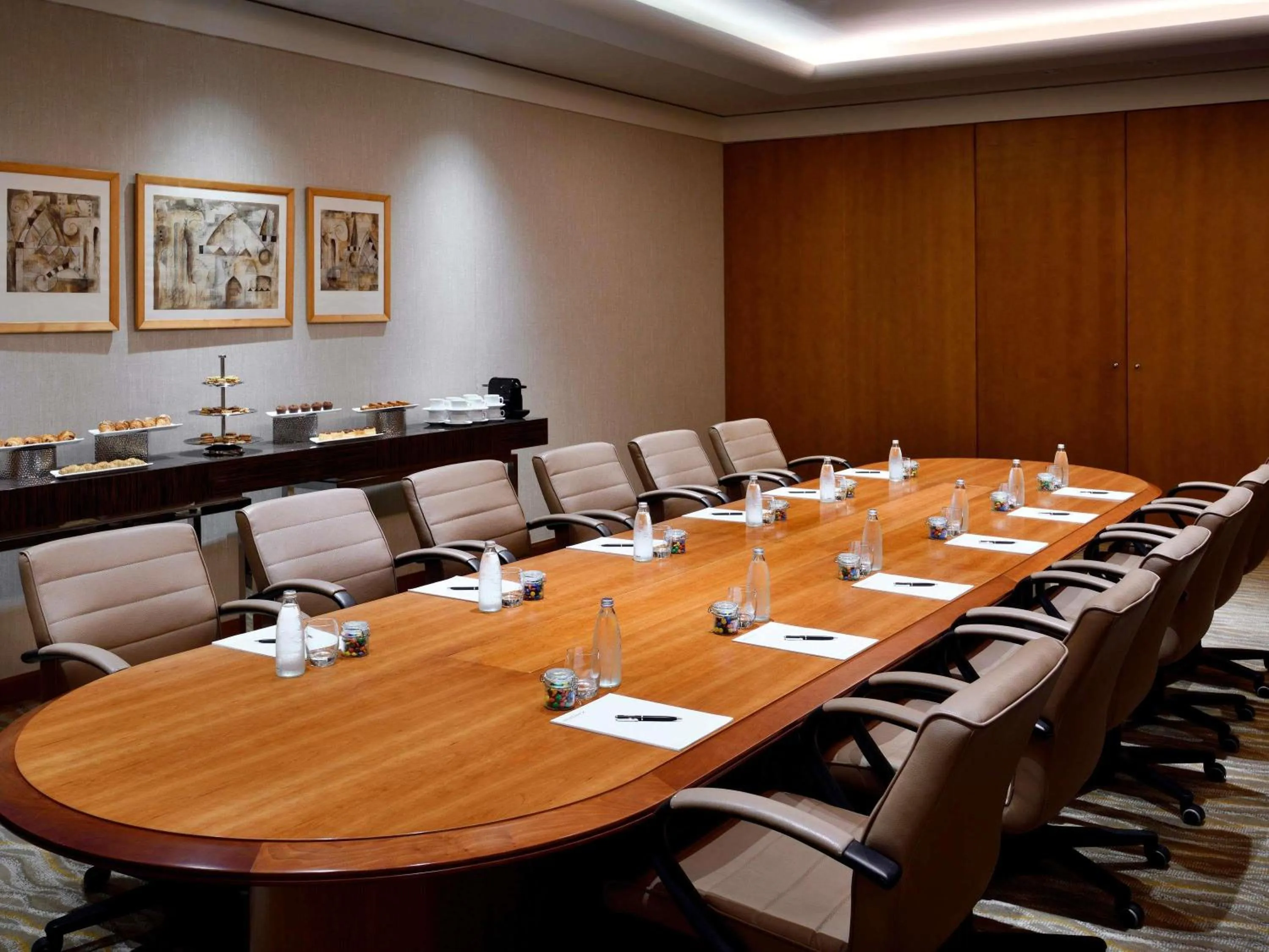 Meeting/conference room in Mövenpick Hotel Beirut