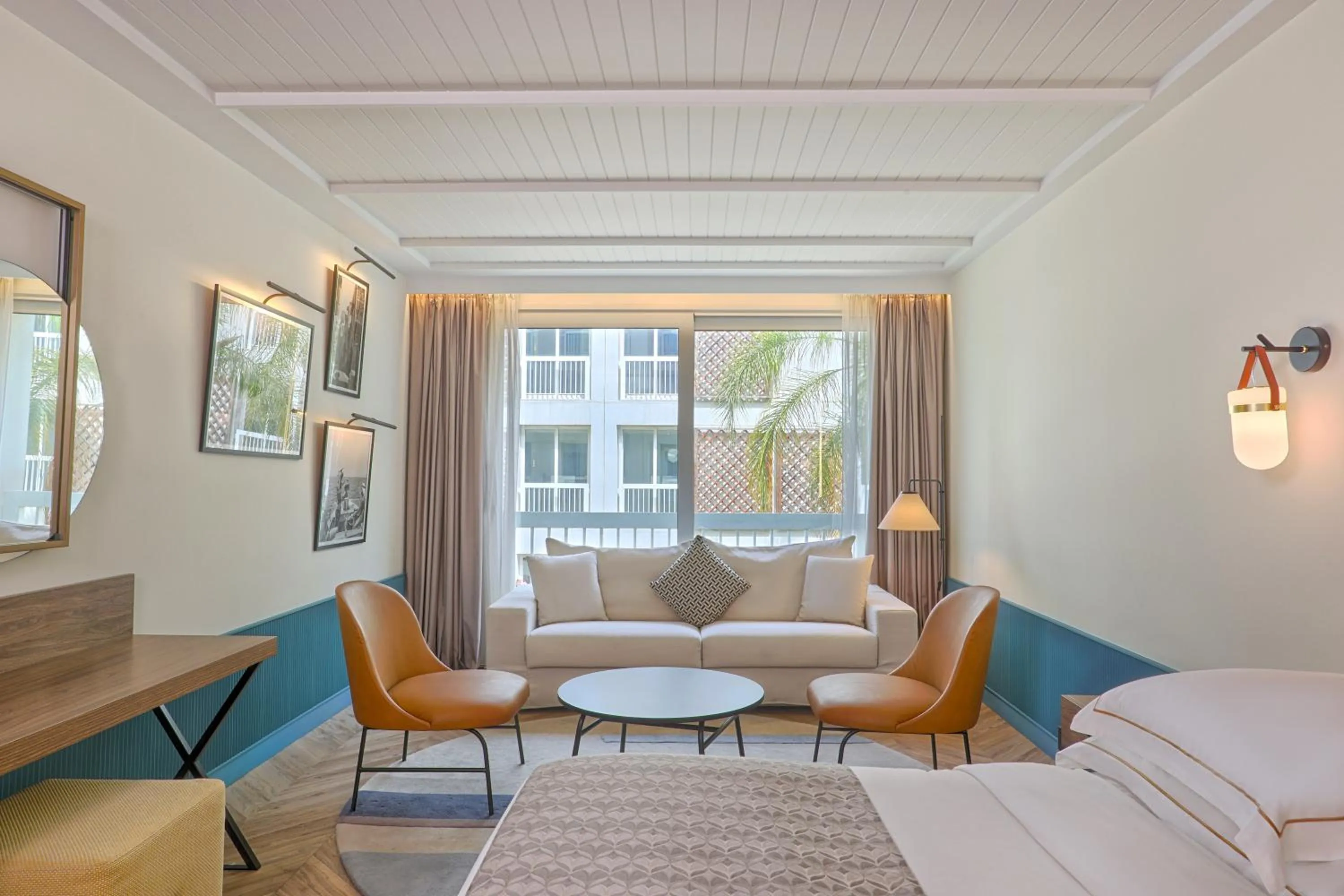 Bed in Mövenpick Hotel Beirut