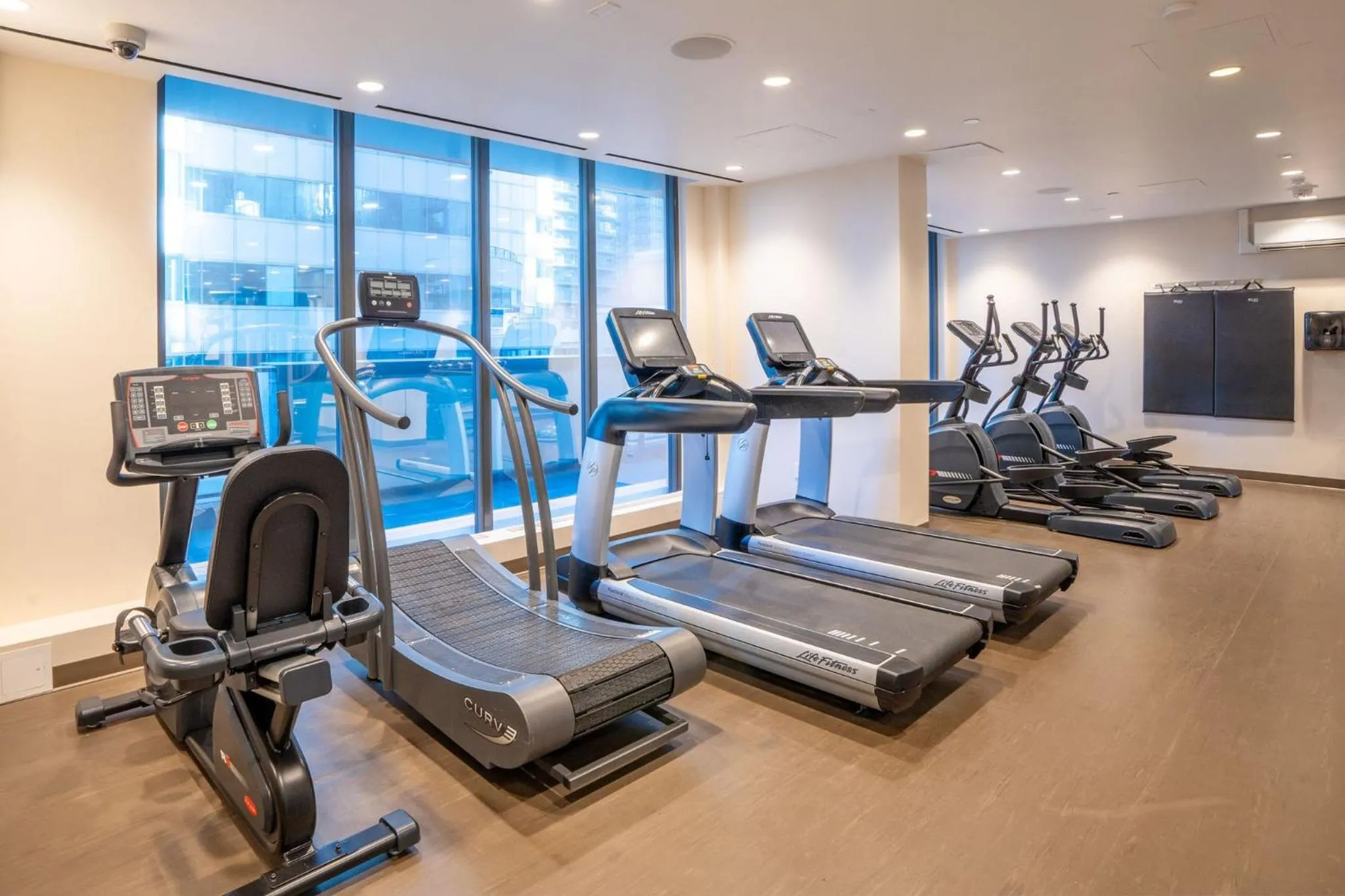 Fitness centre/facilities in Sutton Place Hotel Toronto