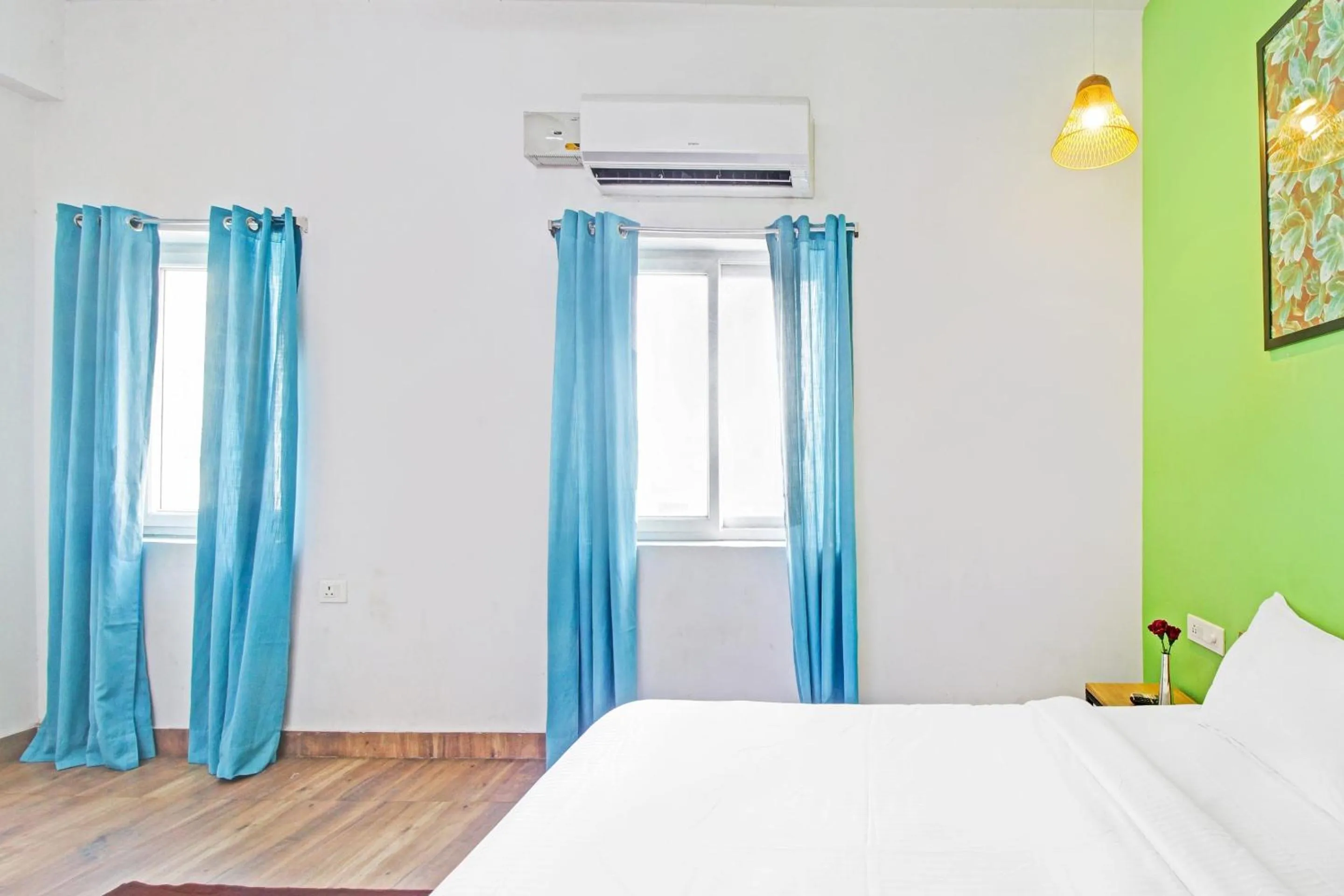 Bedroom in Collection O Shining Suites Near Erragadda Metro Station