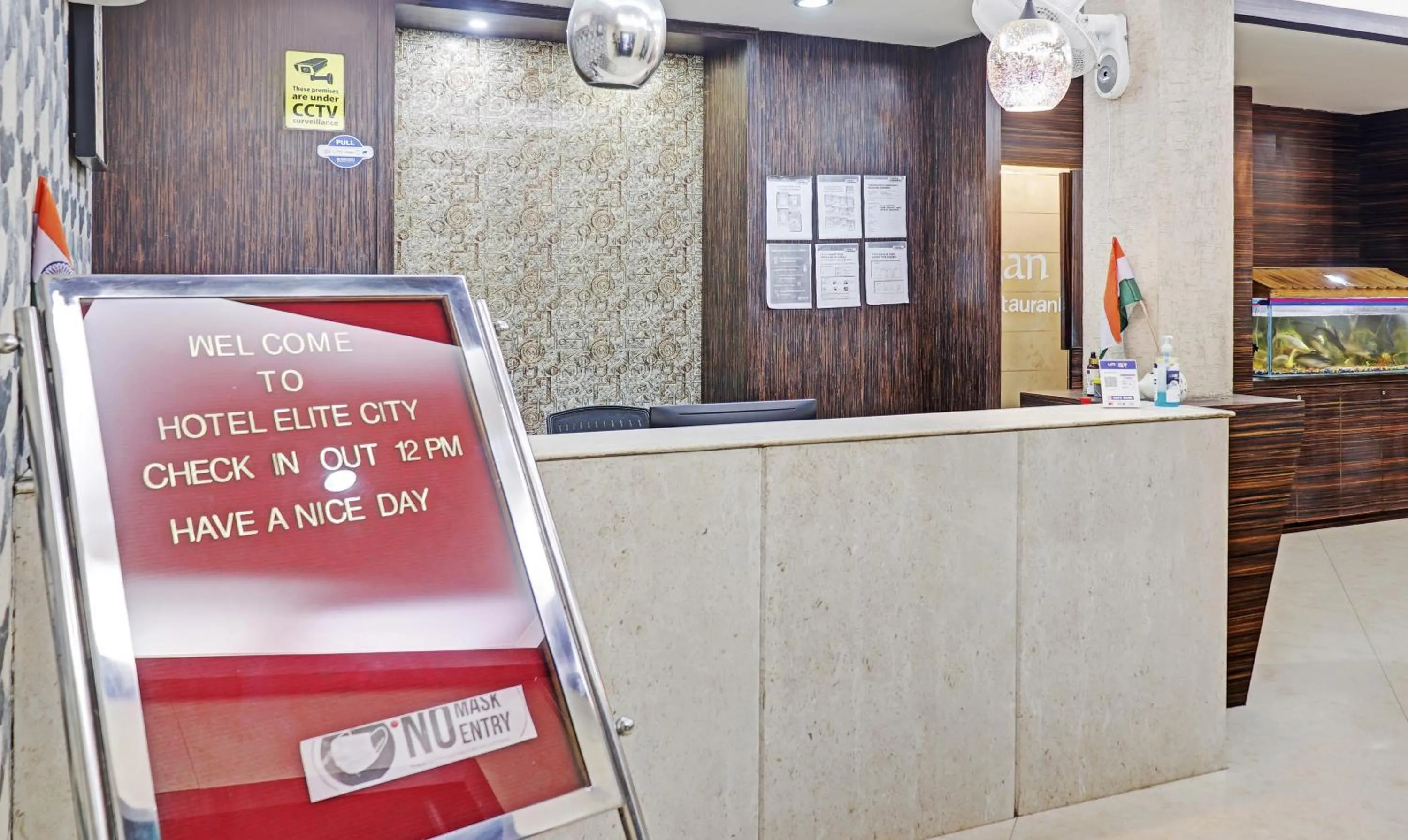 Lobby or reception in Treebo Elite City Upper Bazar