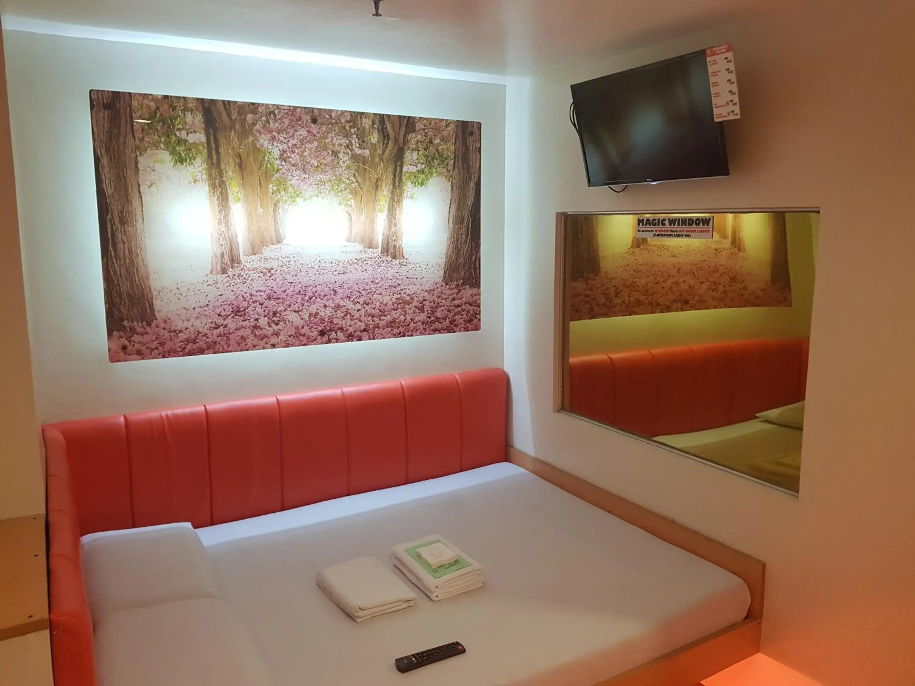 Deluxe Double Room in My Inn Calamba Deluxe Double Room in My Inn Calamba