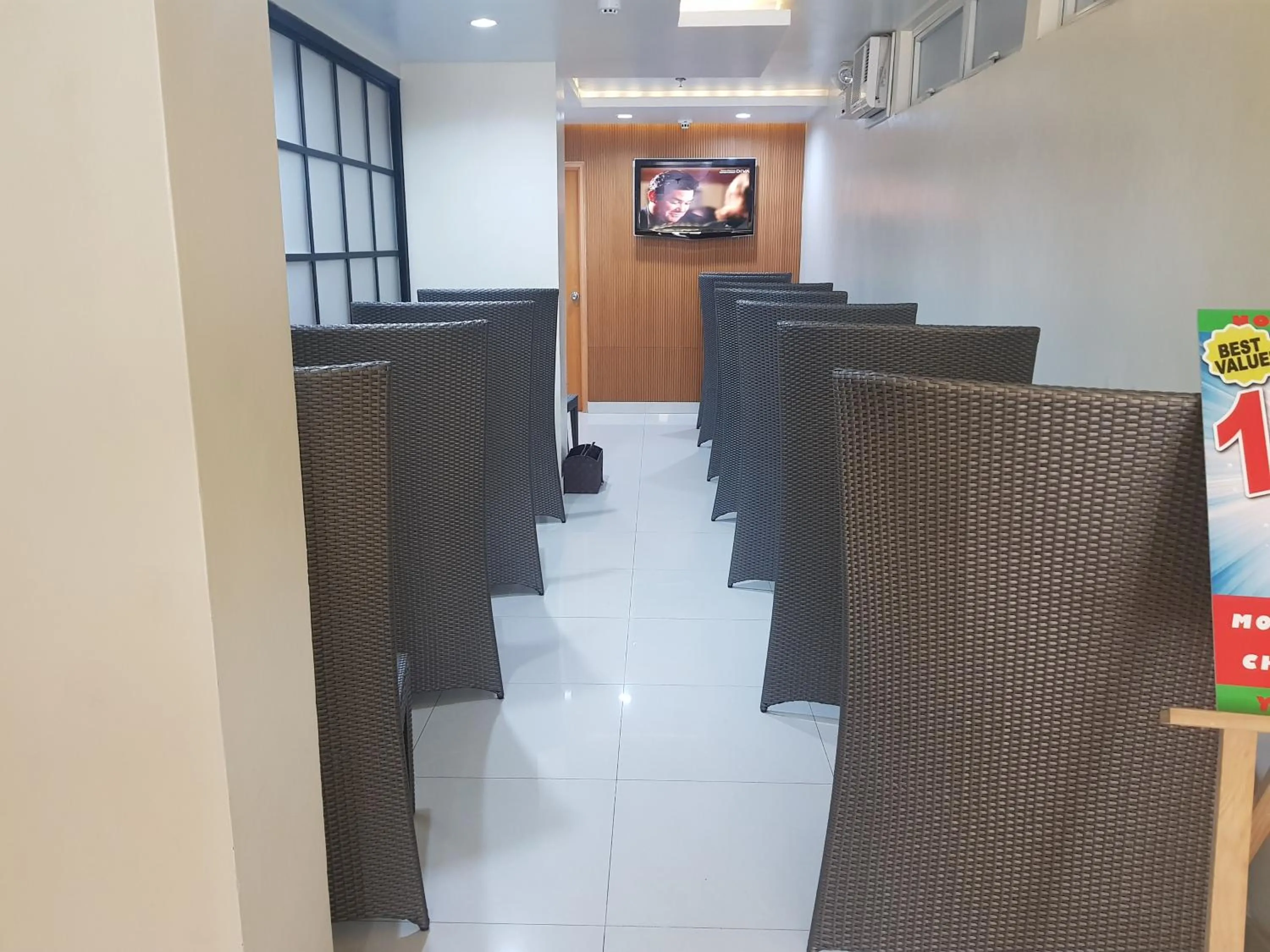 Lobby or reception in My Inn Calamba