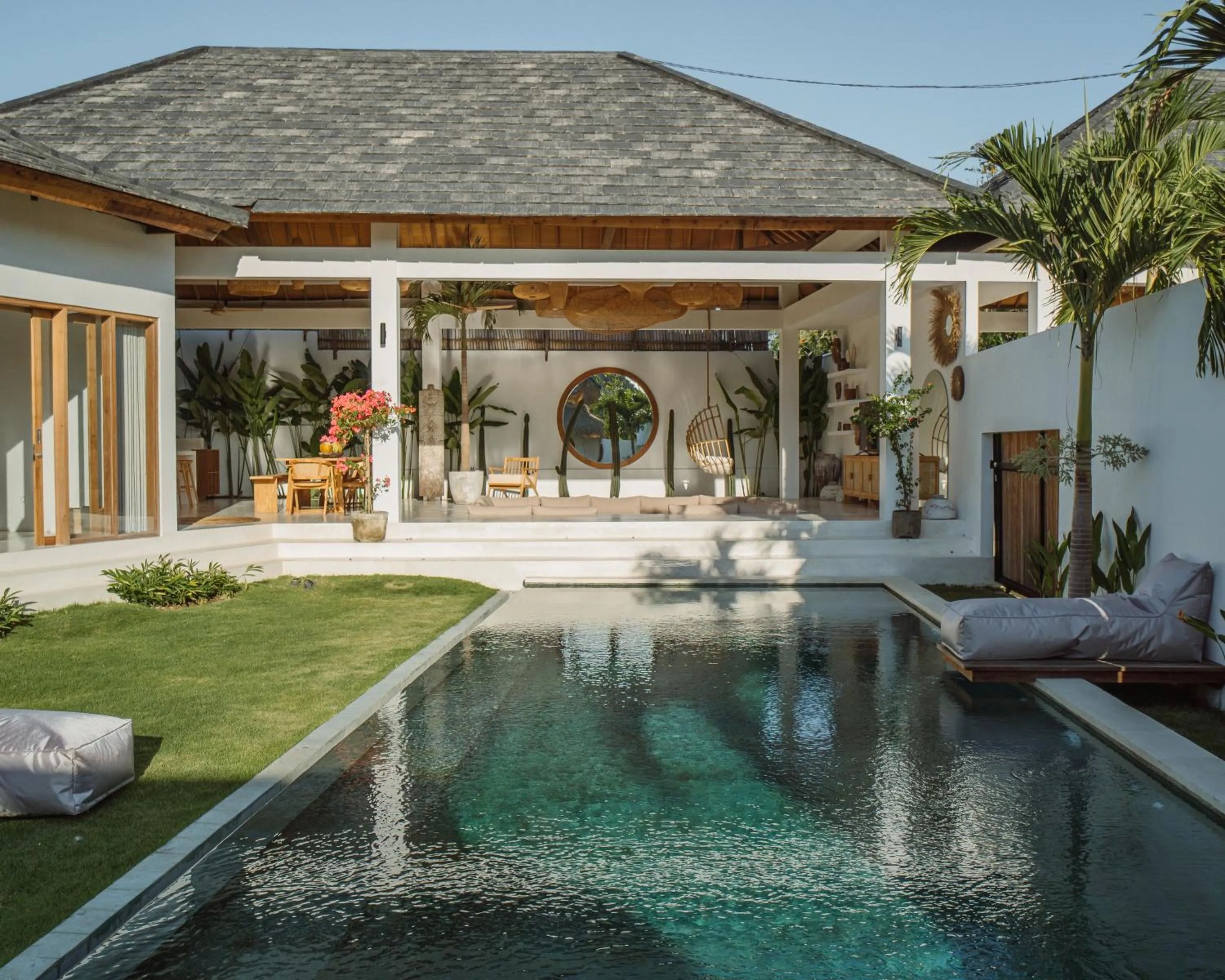 Pool view in MODJO Villas Bingin