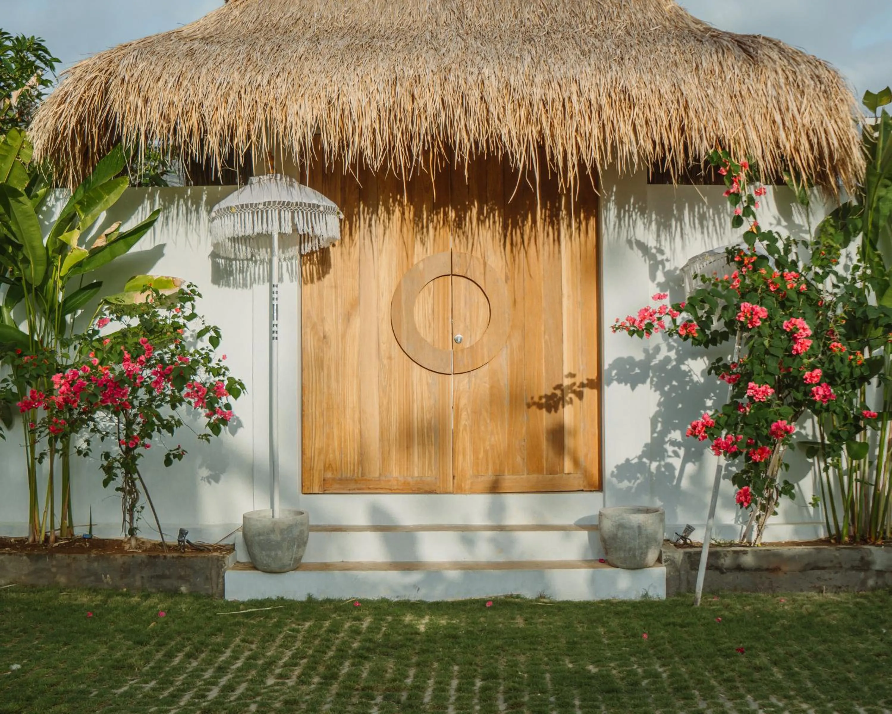 Facade/entrance in MODJO Villas Bingin