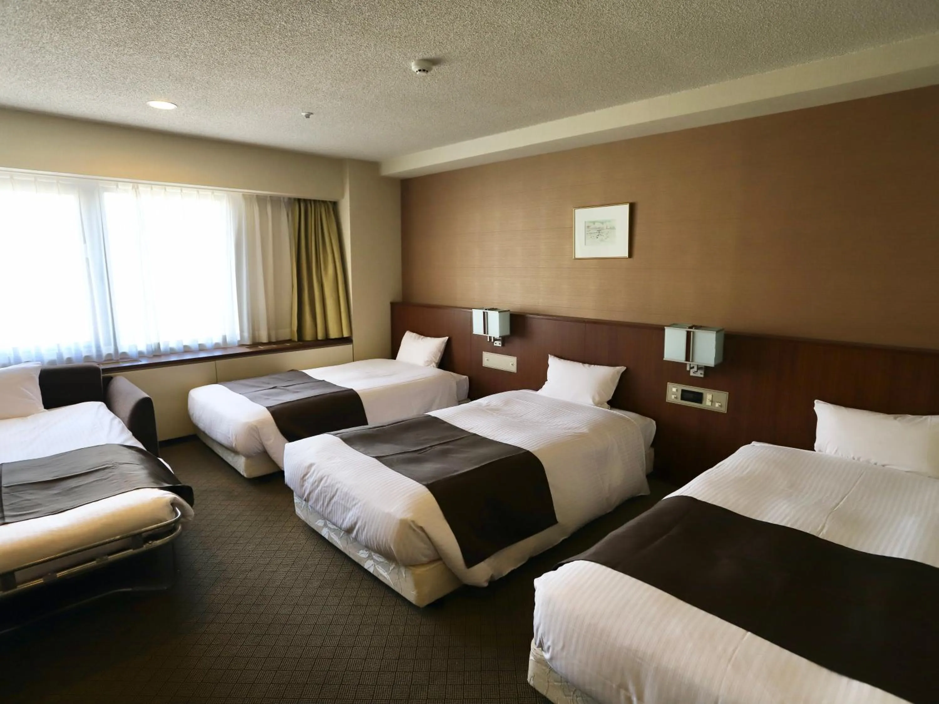 Bed in Hotel Abest Sapporo