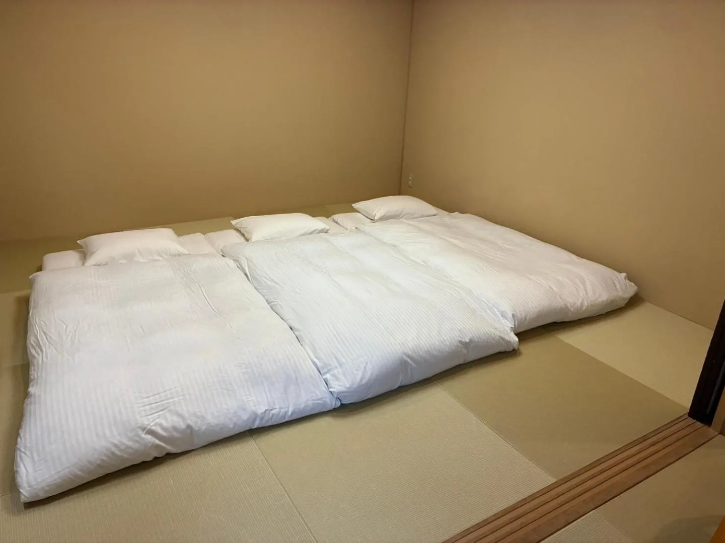 Bed in Hotel Abest Sapporo