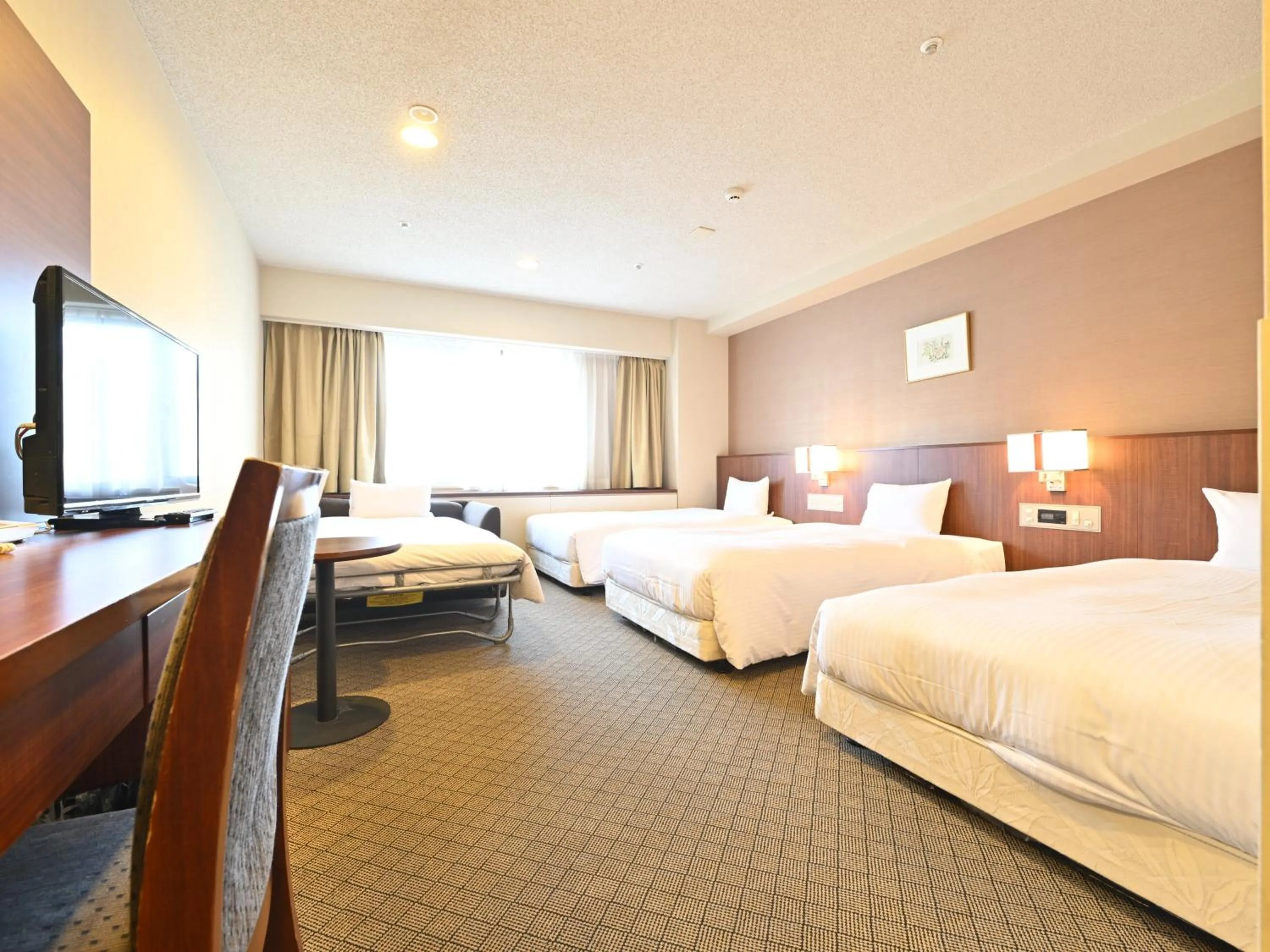 Bed in Hotel Abest Sapporo