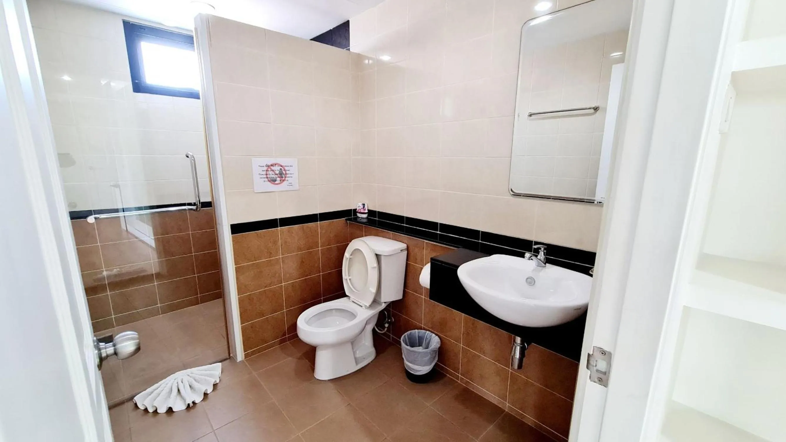 Bathroom in TP House at town