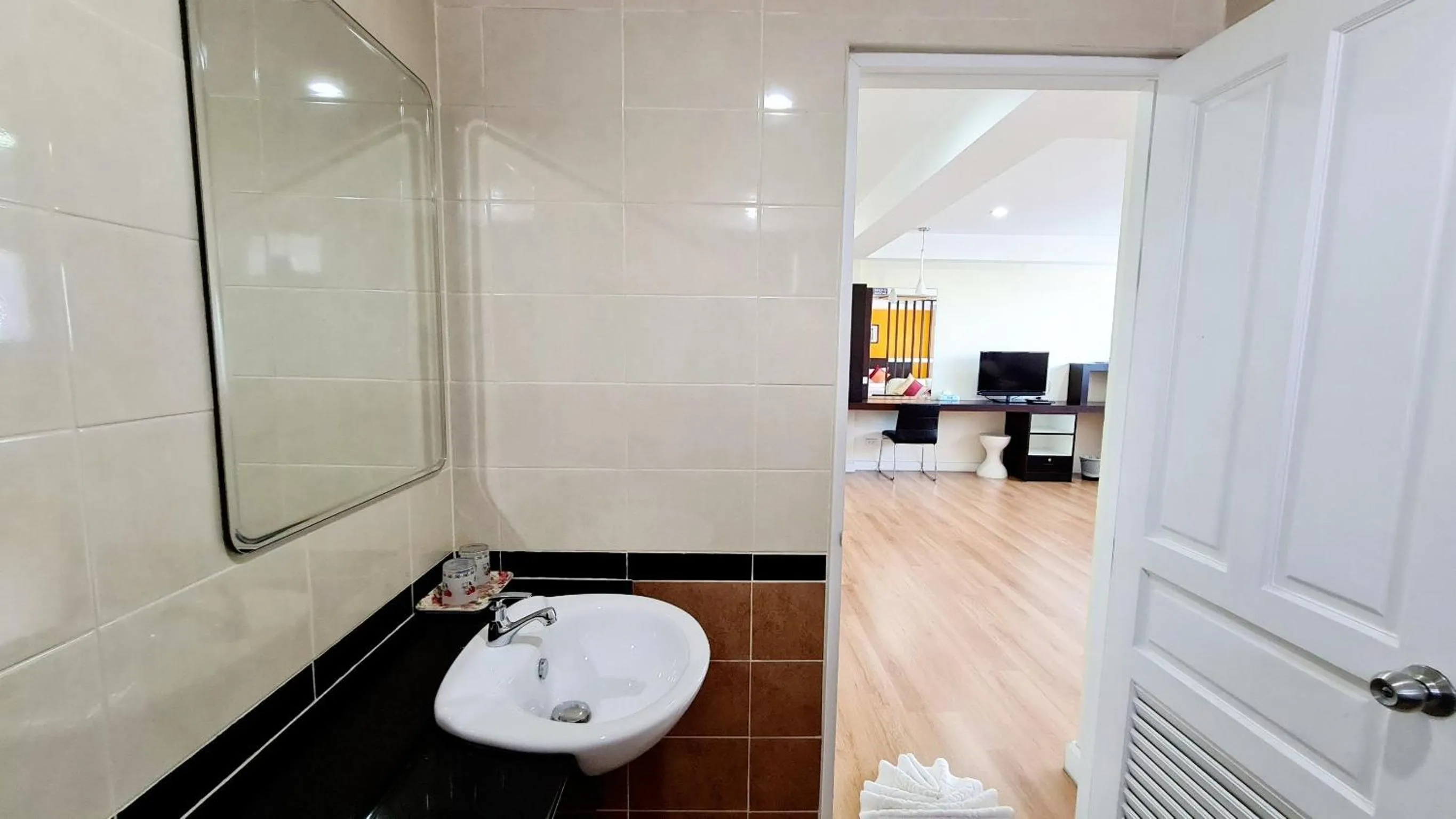 Bathroom in TP House at town