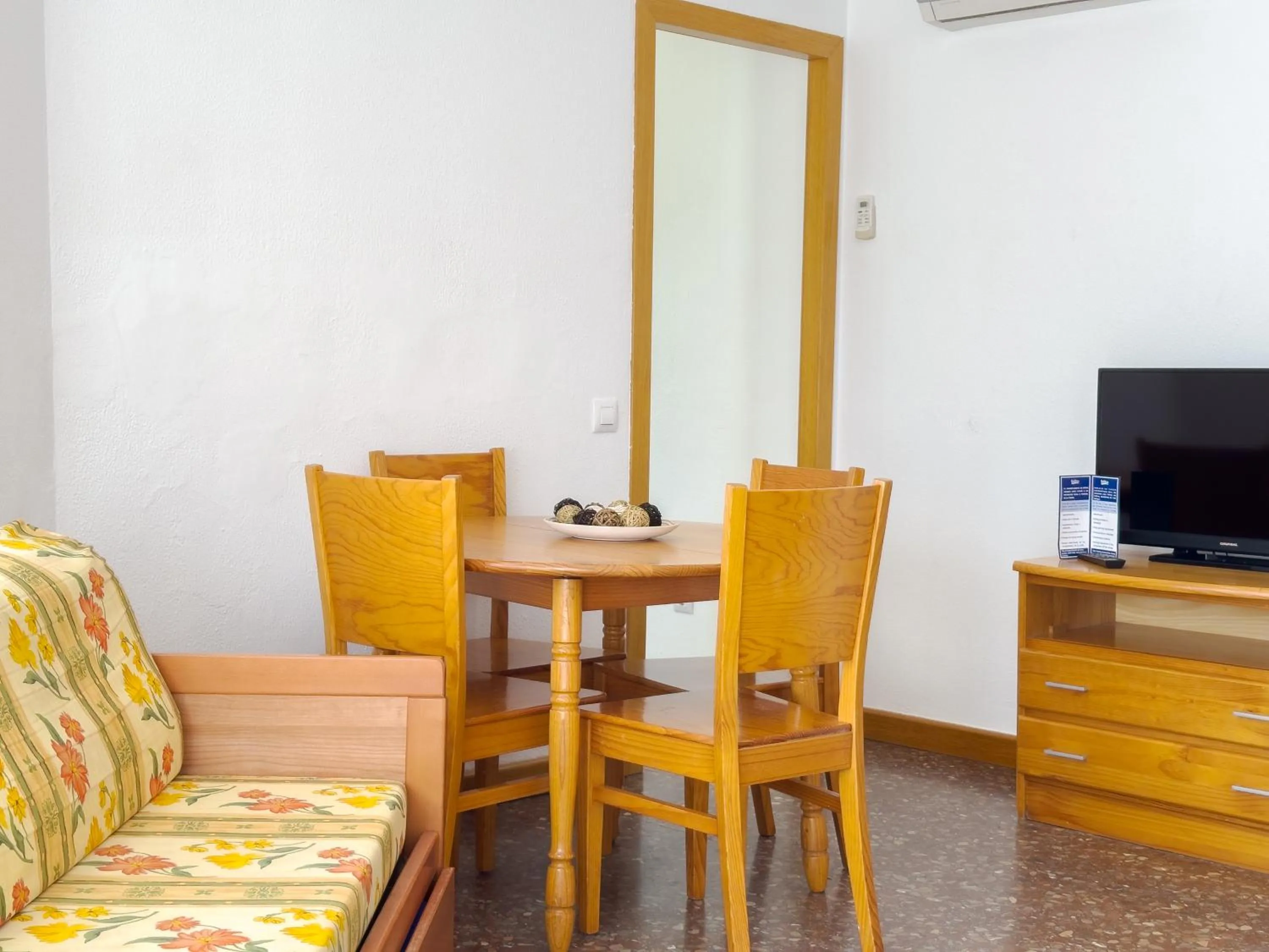 TV and multimedia in Rentalmar Atlantida Atico