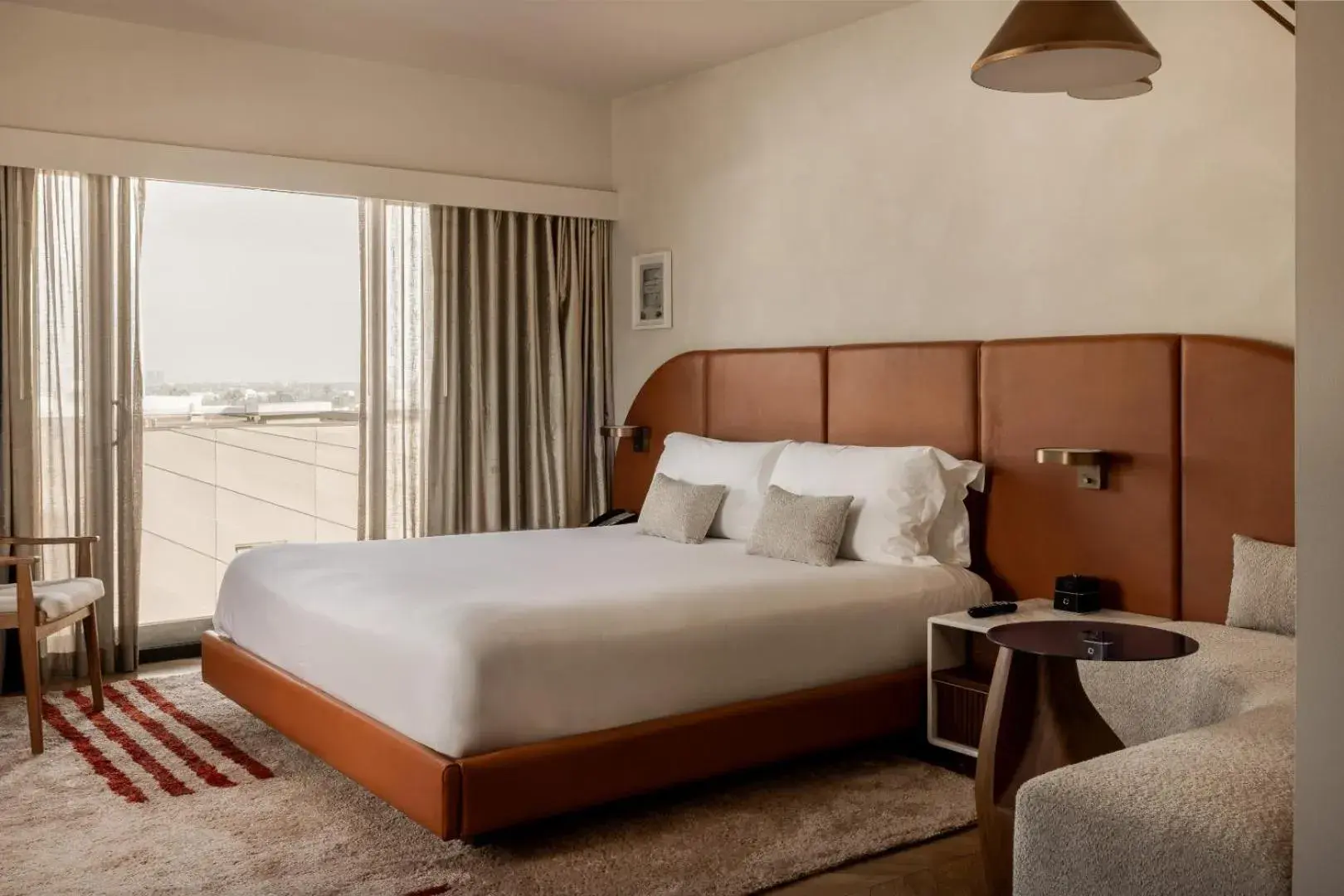 Superior King Room in SIXTY Beverly Hills Superior King Room in SIXTY Beverly Hills