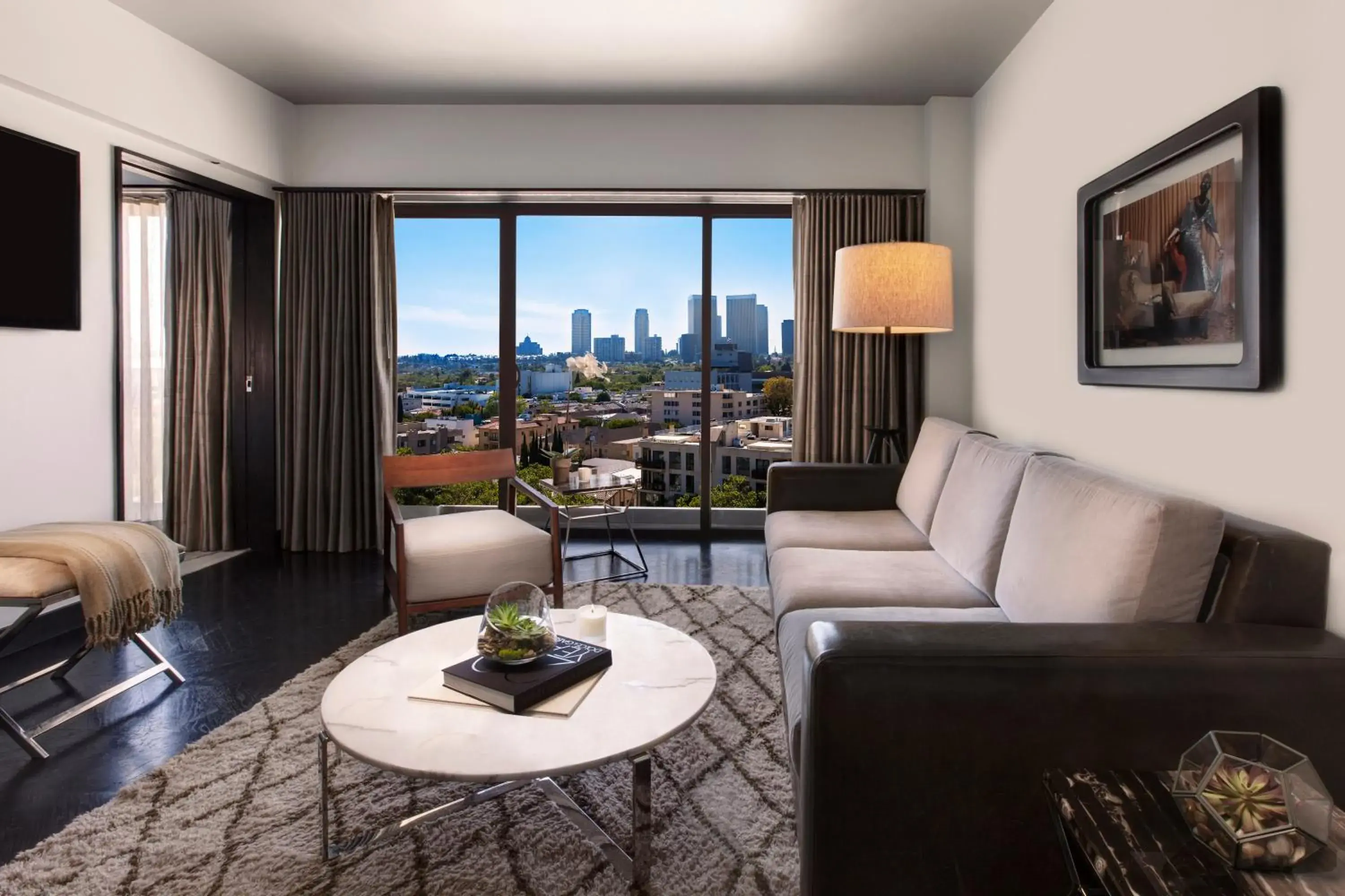 King Suite in SIXTY Beverly Hills King Suite in SIXTY Beverly Hills