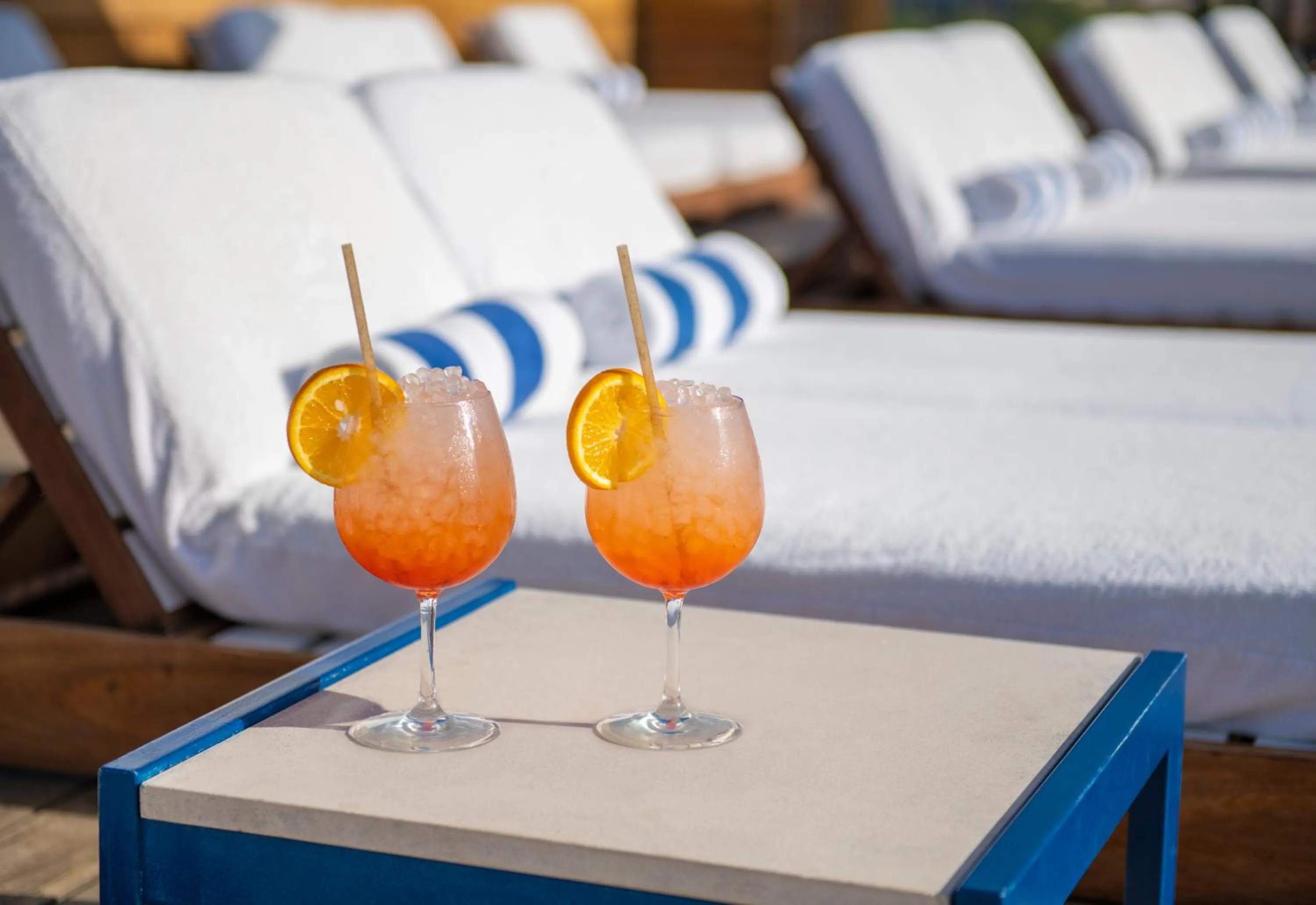 Food and drinks in SIXTY Beverly Hills