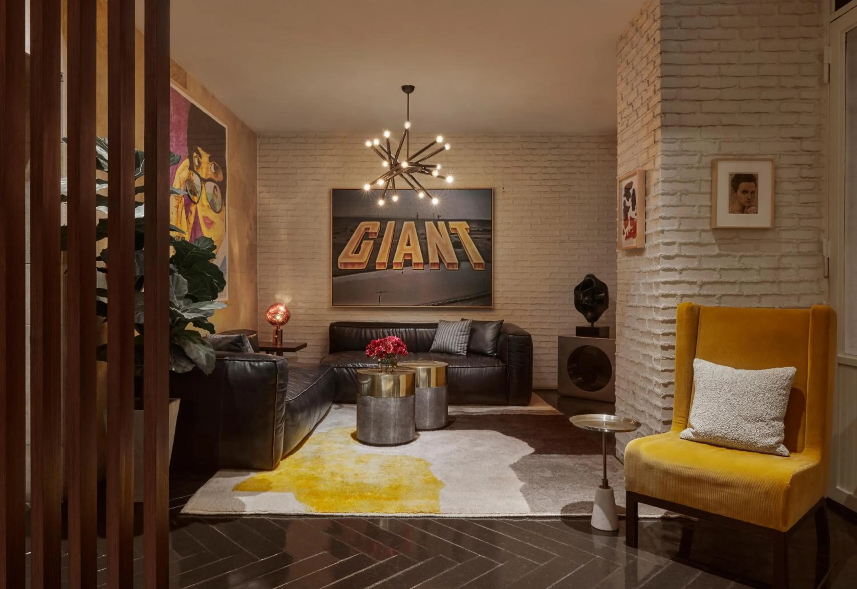 Lobby or reception in SIXTY Beverly Hills