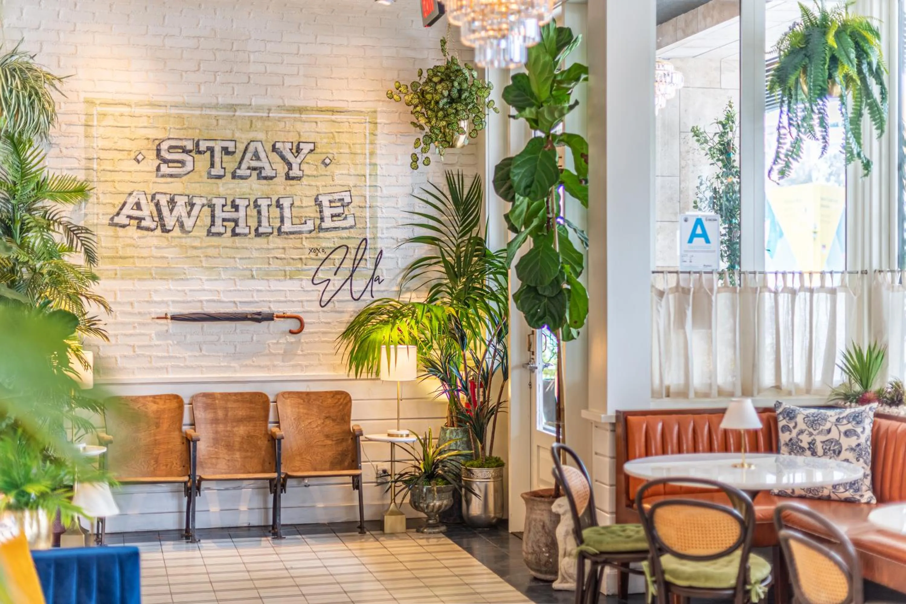 Restaurant/places to eat in SIXTY Beverly Hills