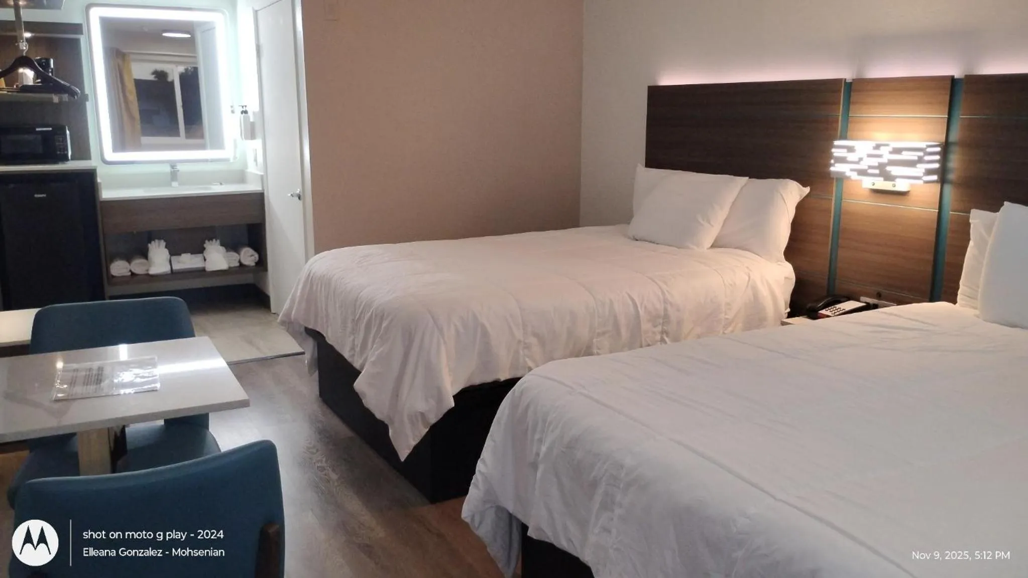 Bed in Mission Inn San Luis Obispo