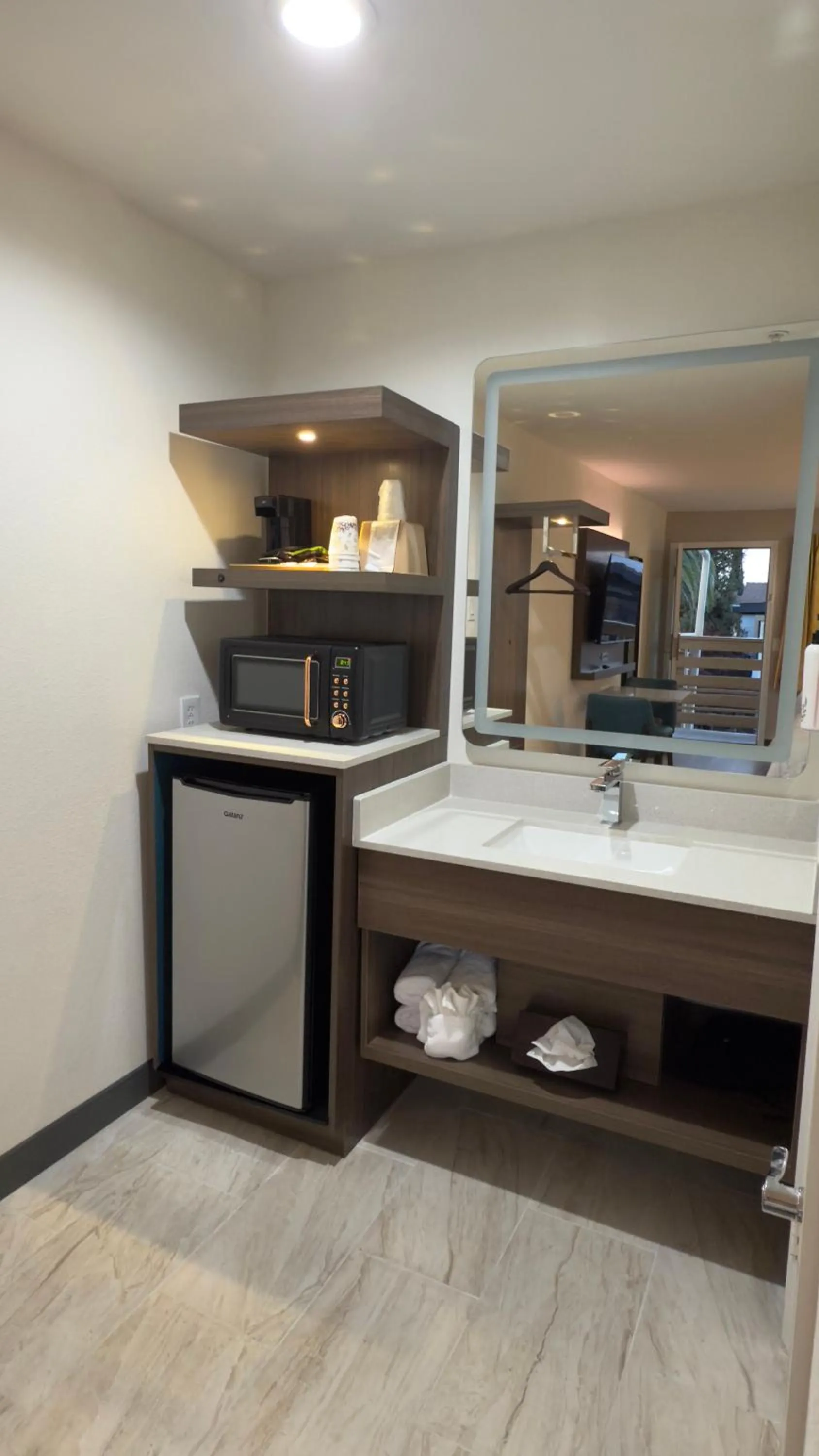 Bathroom in Mission Inn San Luis Obispo