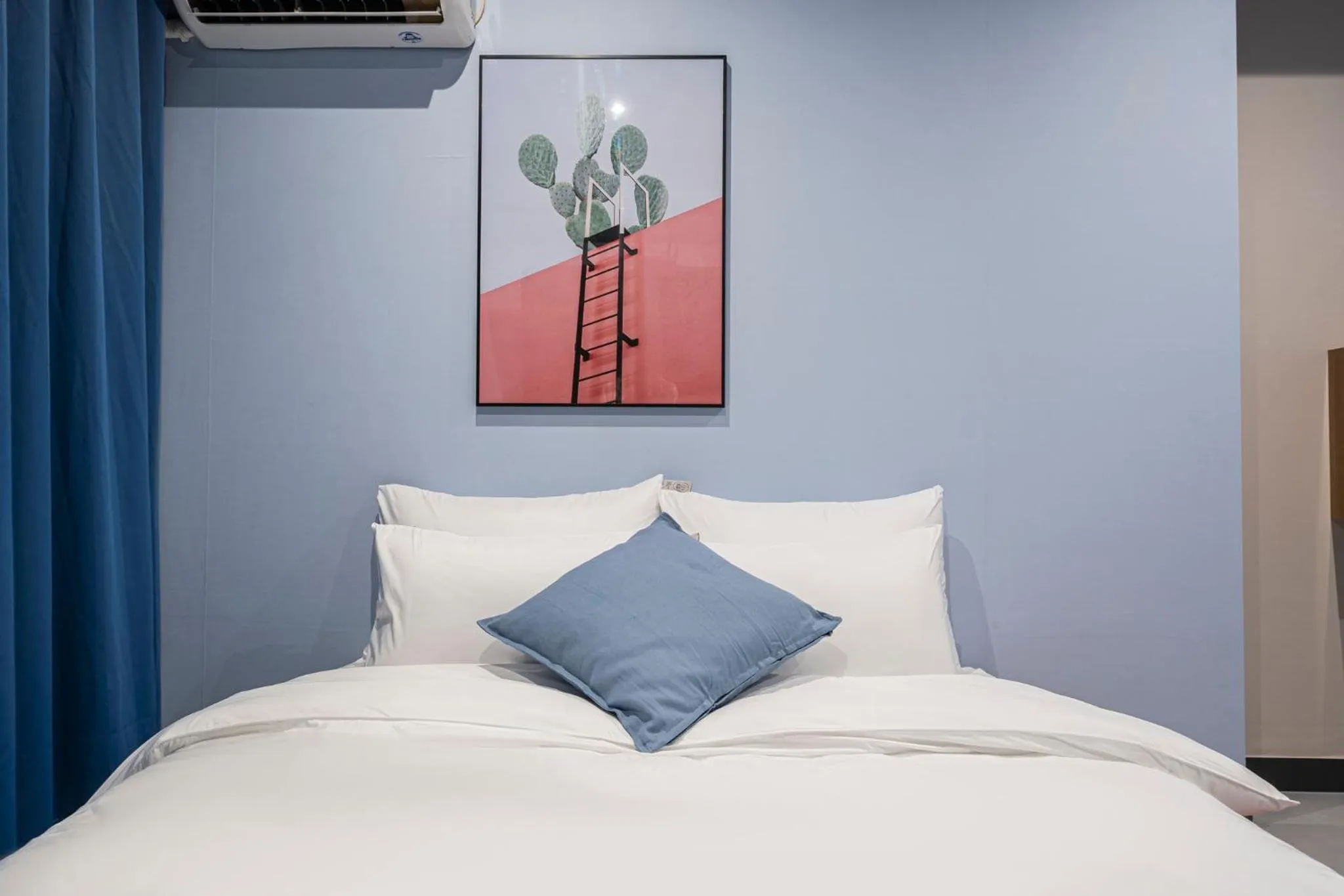 Bed in Shourin Hotel Daejeon by Aank