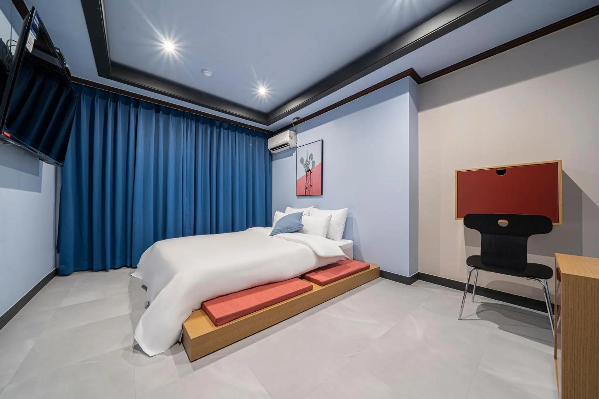 Bed in Shourin Hotel Daejeon by Aank