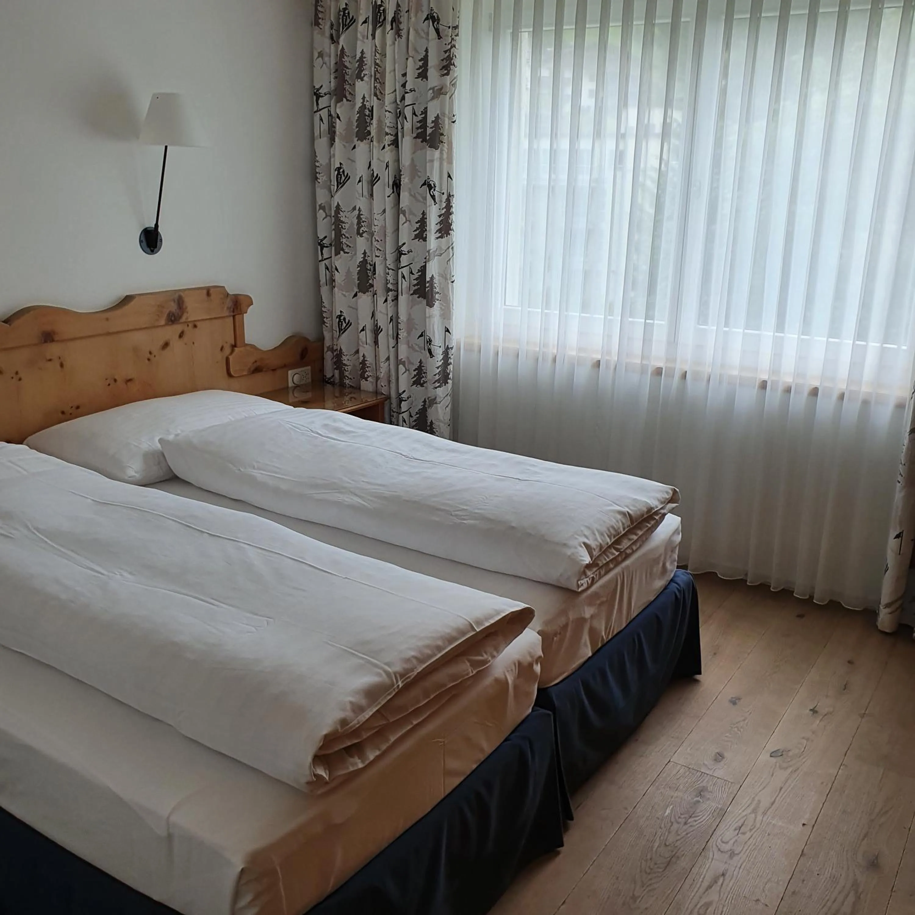 Bed in Residenz by Meierhof